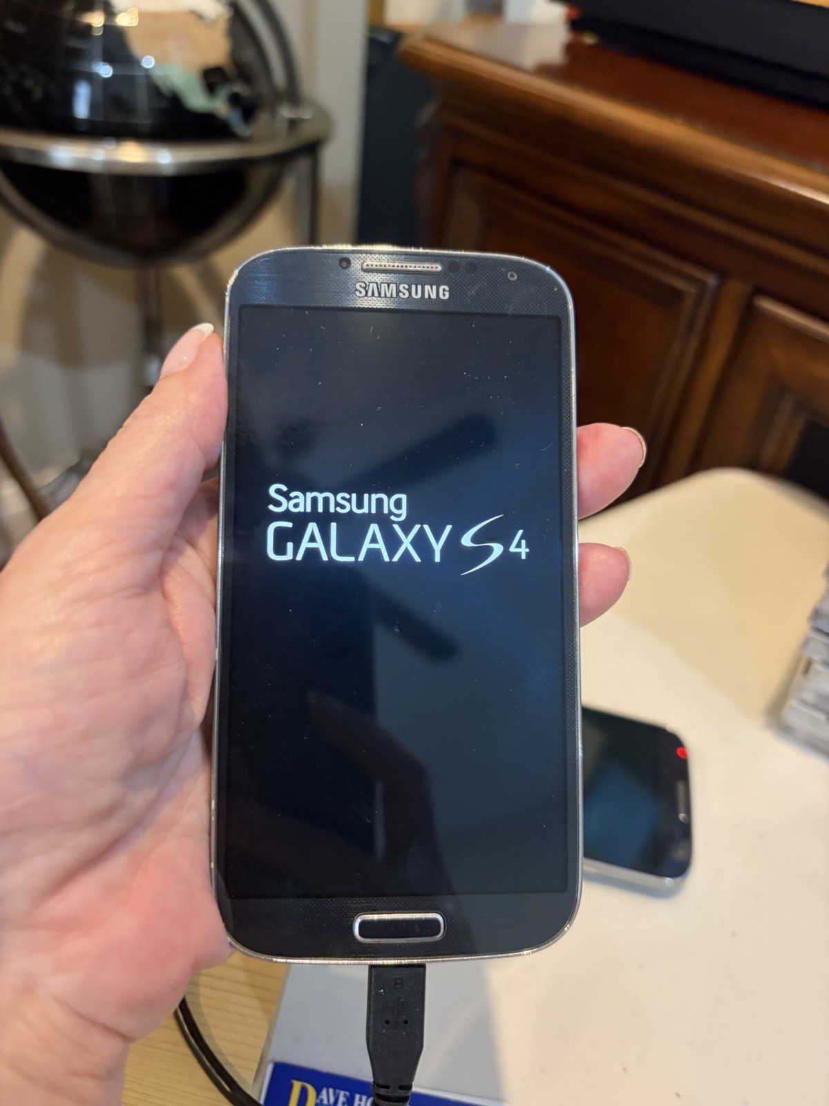 Samsung Galaxy S4 16GB Smartphone Black in Original Box Sprint