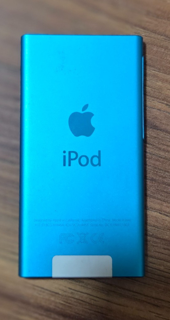 Bundle 2x Apple iPod Nano 7th Gen 16GB A1446 (Blue and gray) fully working