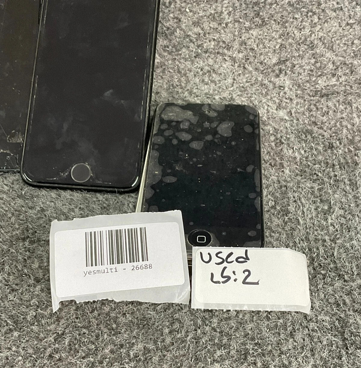 Apple iPod A1318 64GB 3rd Gen & iPhone 4S Combo Pack Used