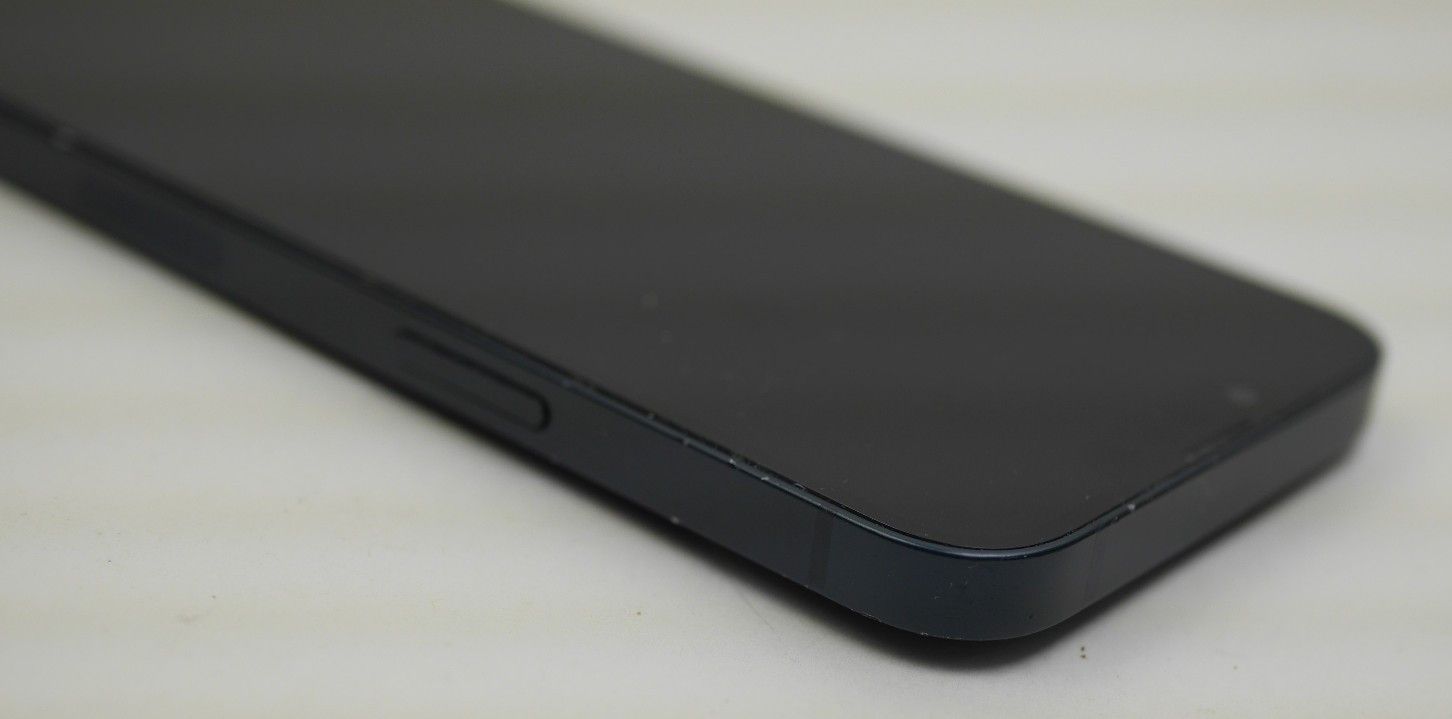 Apple iPhone 13 128GB MLML3LL/A – Midnight (Unlocked) *AS IS FLASHING APPLE LOGO