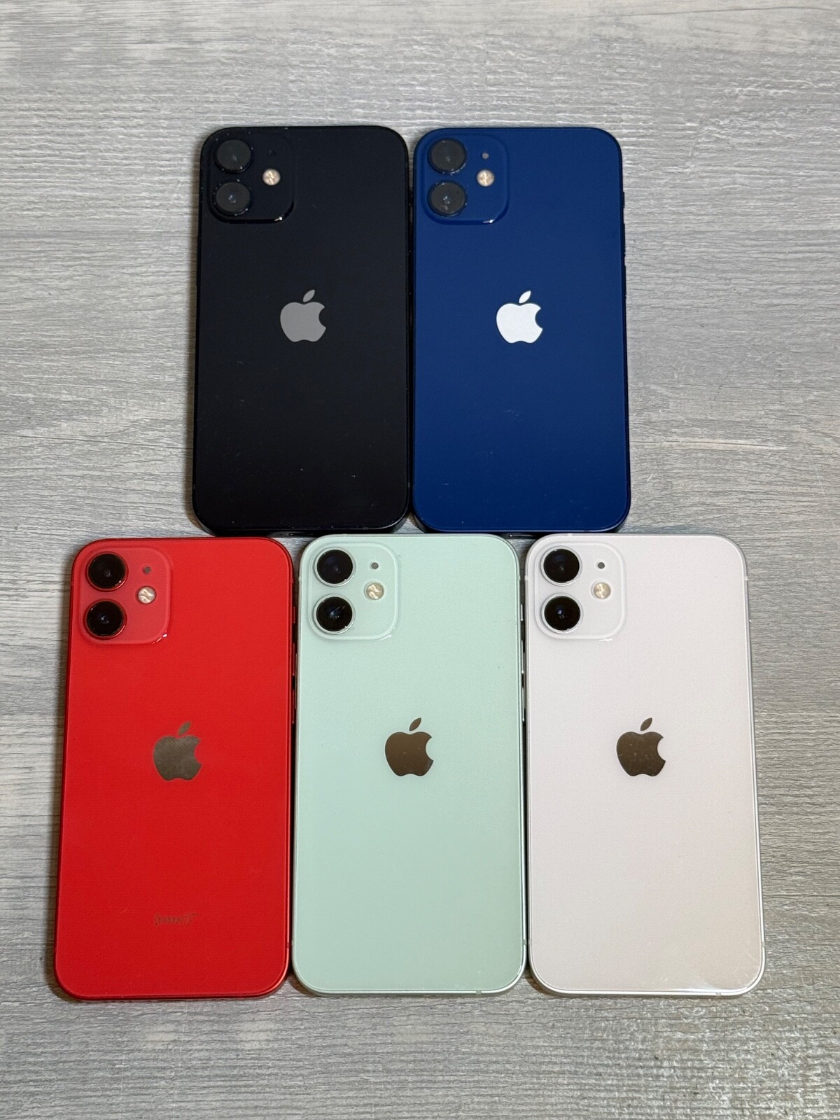 Apple iPhone 12 Mini – 5.4″ – 64GB Factory Unlocked – Excellent