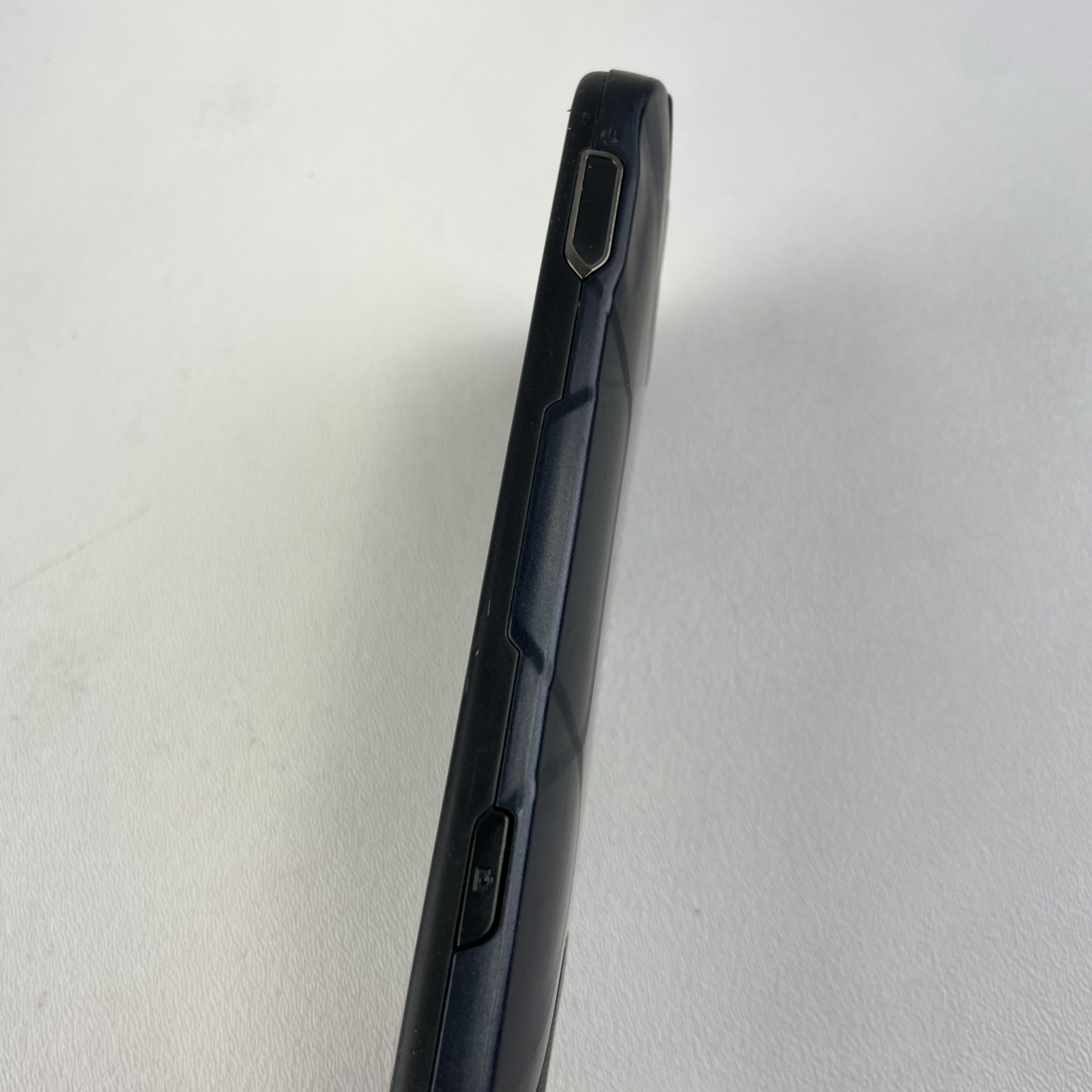 Kyocera DuraForce Pro E6820 – WiFi + 4G LTE (AT&T) – 32GB – Black