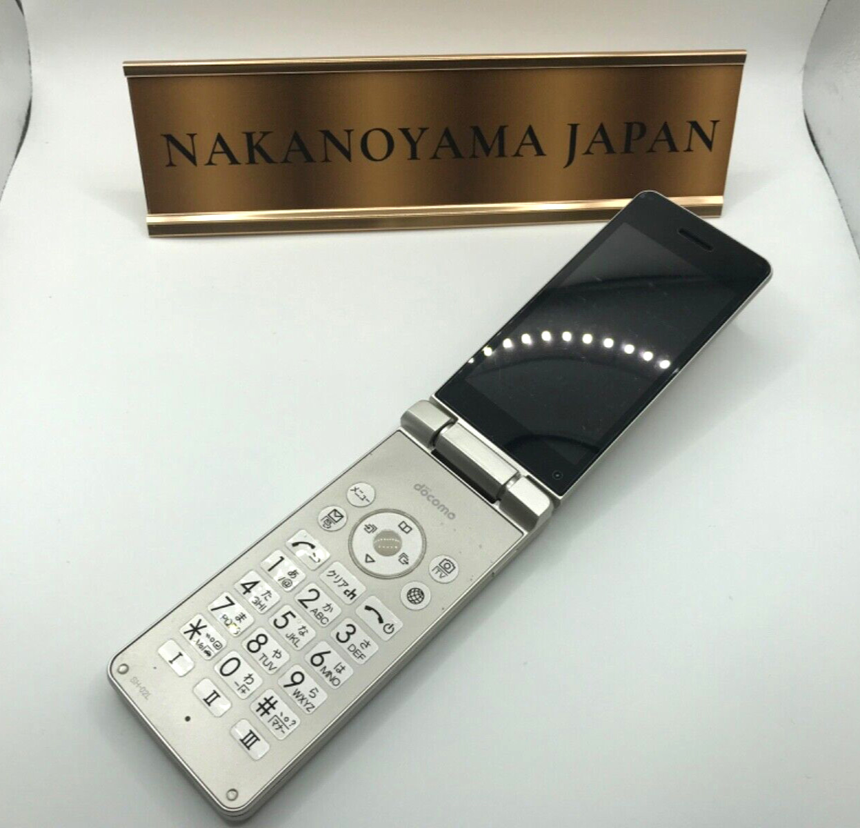 SHARP SH-02L AQUOS KEITAI 2 JAPAN ANDROID FLIP PHONE GOLD UNLOCKED sim free