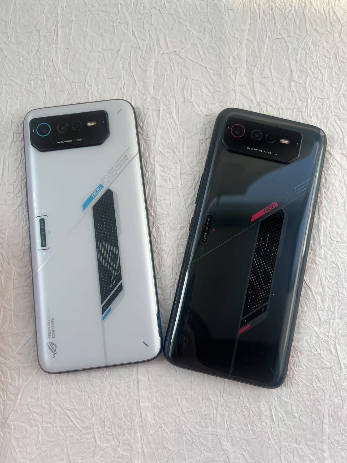 ASUS ROG Phone 6 – 16+512 GB – (Unlocked) 5G dual SIM andorid global game phone