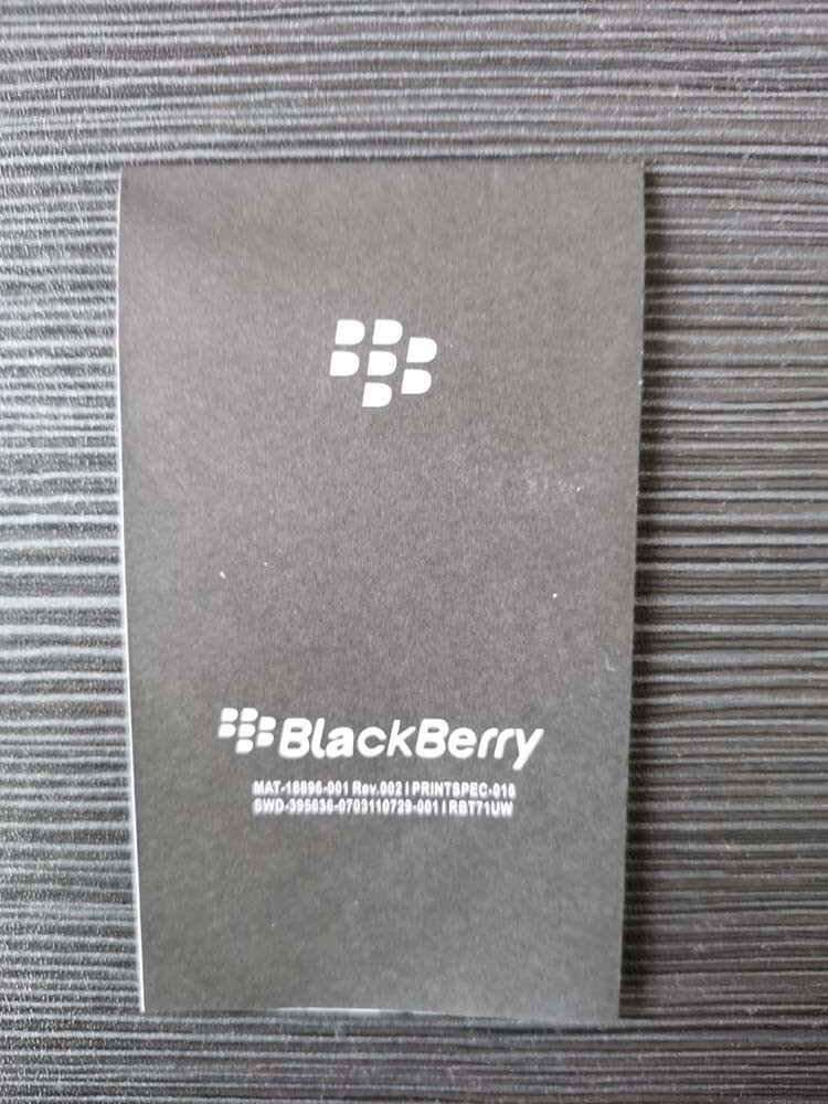 Blackberry Q10 Smartphone Dual Core 8MP GPS WiFi Bluetooth 4G (Verizon Wireless)
