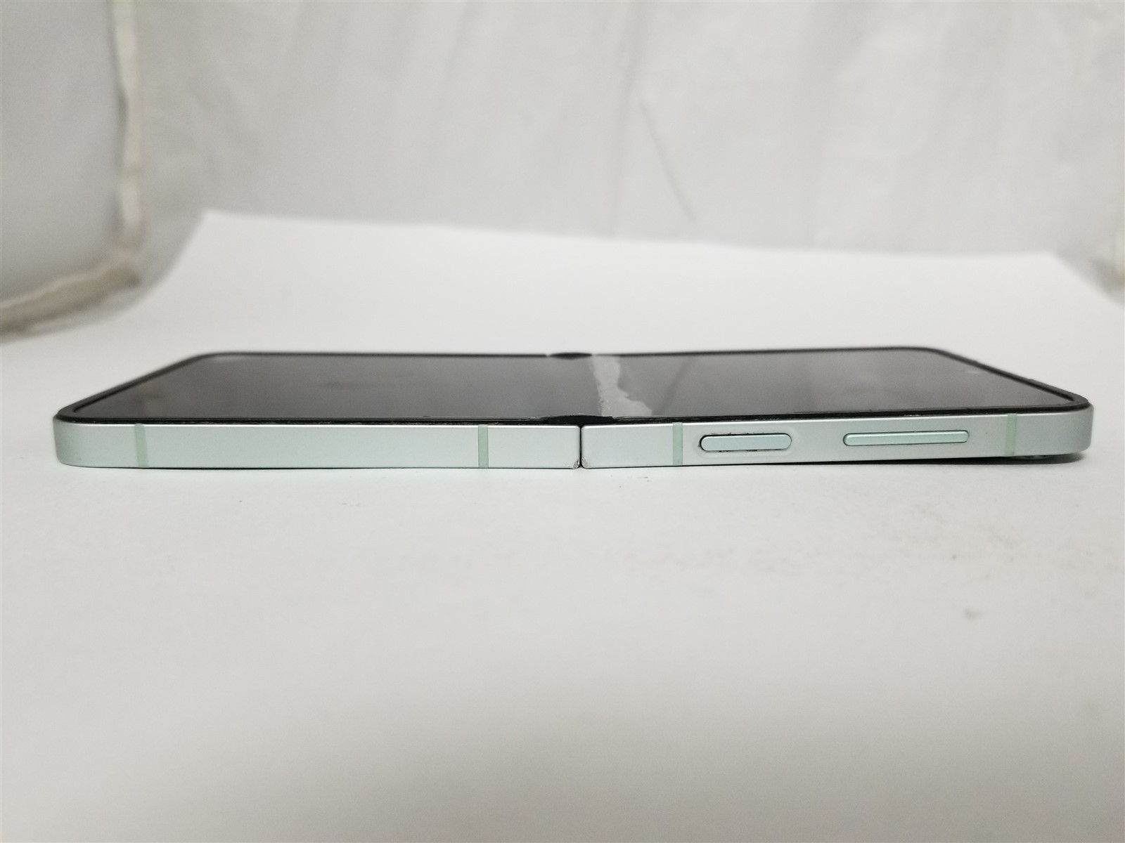 Samsung Galaxy Z Flip6 512GB Green SM-F741U (Spectrum) Discounted zW2445