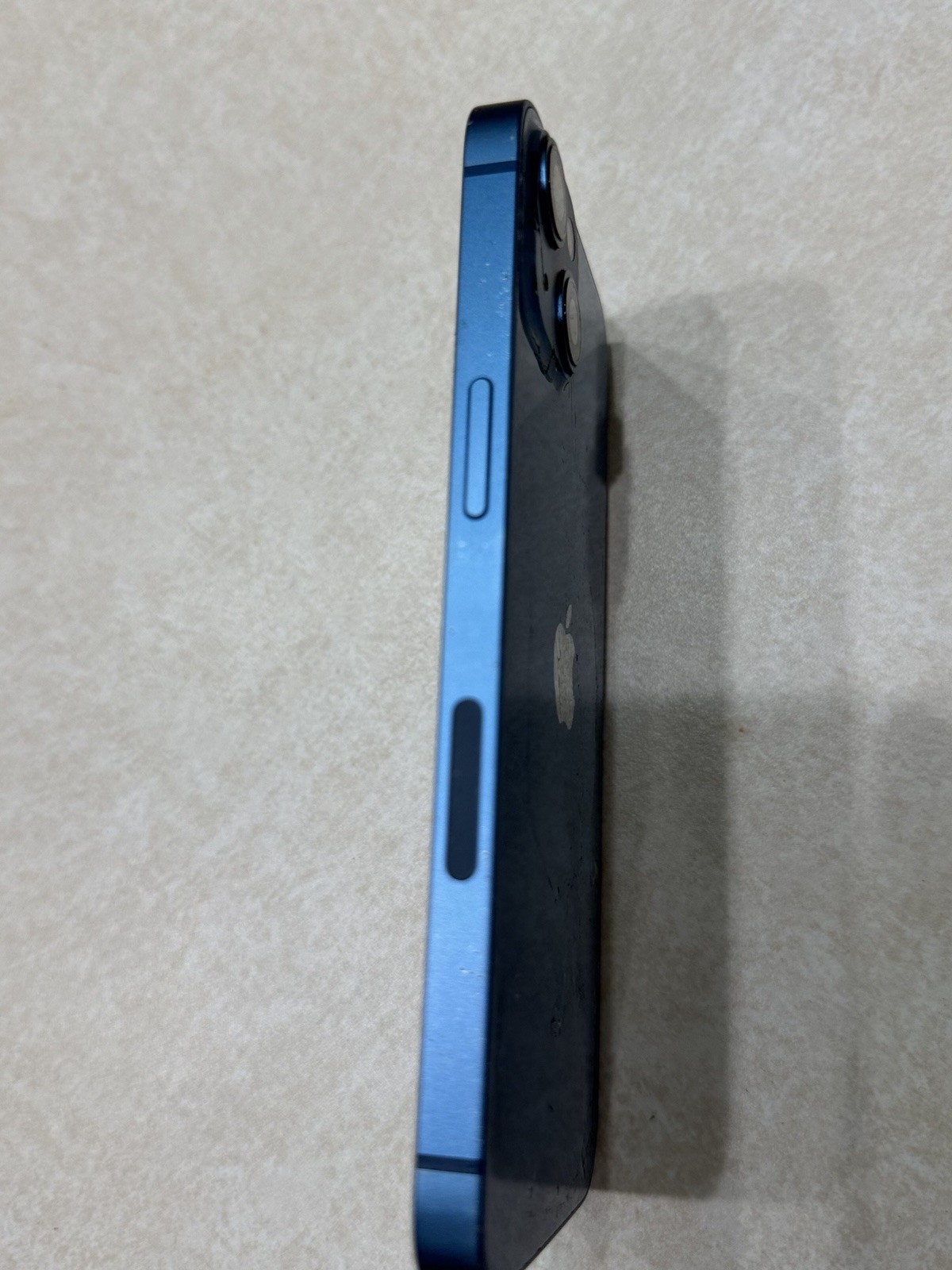 Apple iPhone 13 blue 128GB Unlocked Back Is Cracked