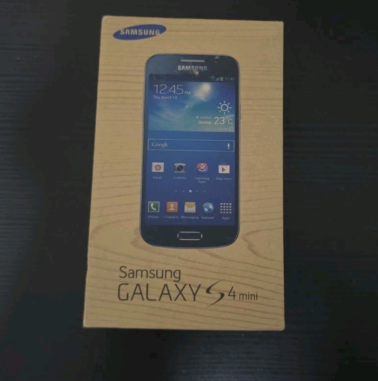 Samsung Galaxy S4 Mini – 8GB – Grey colour (Unlocked) Rae Original Box