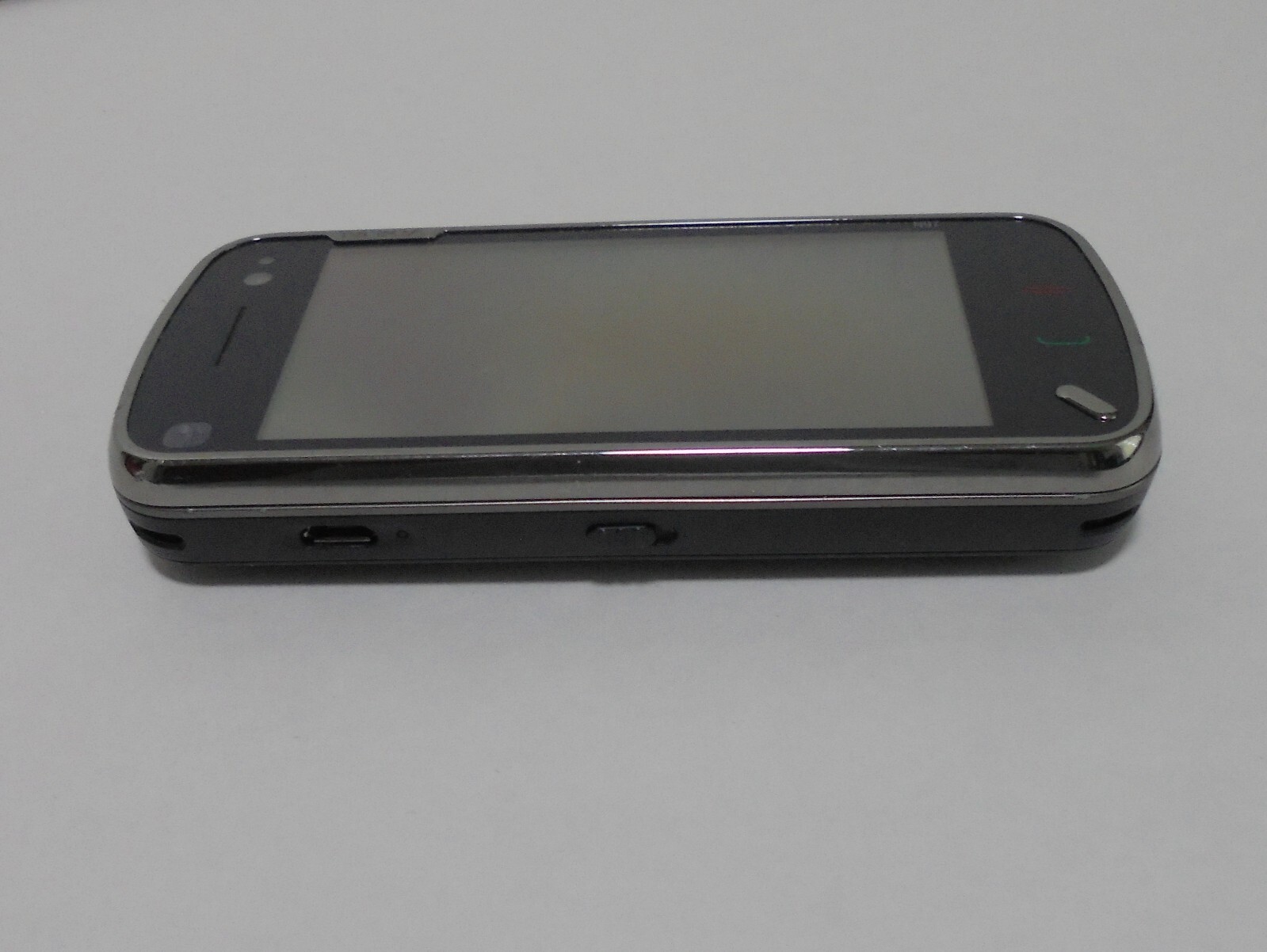 Nokia N97 Cell Phone Slider Battery Bluetooth 32GB 3 G GPS Wi-Fi Untested