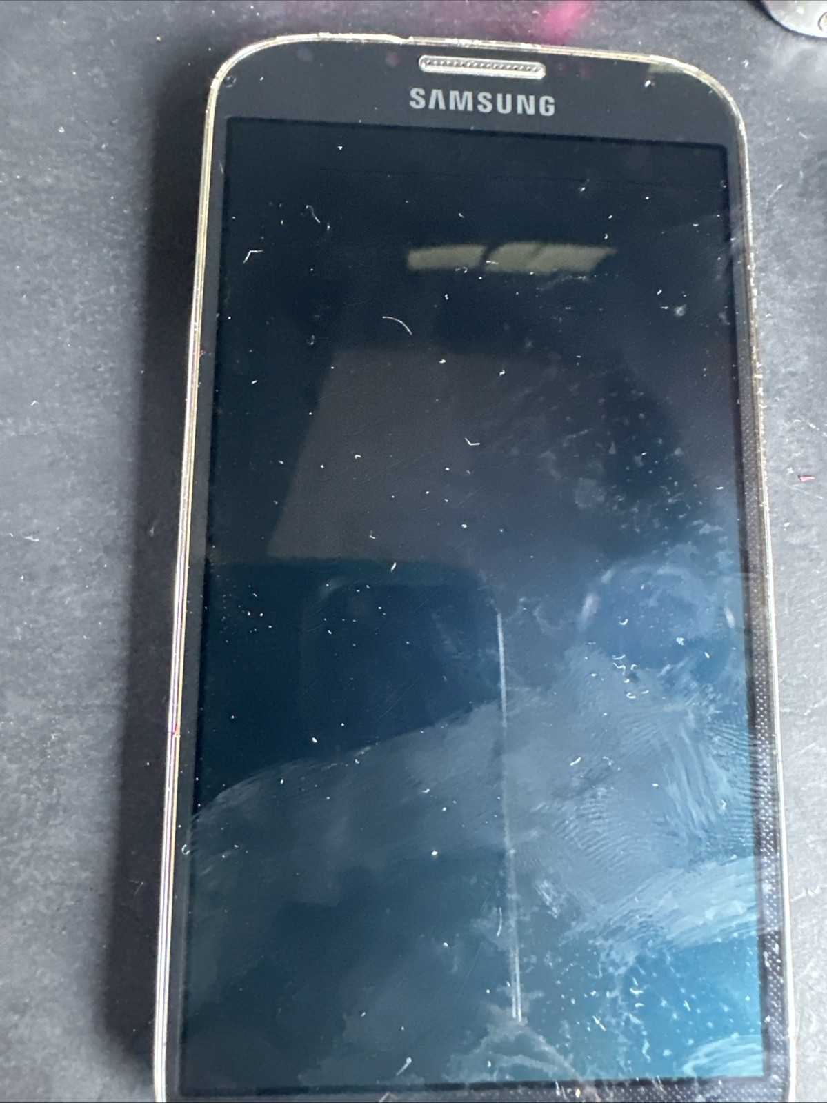 Lot of 6 Vintage Apple iPhone Samsung Galaxy Phones iPod Untested AS-IS #M23