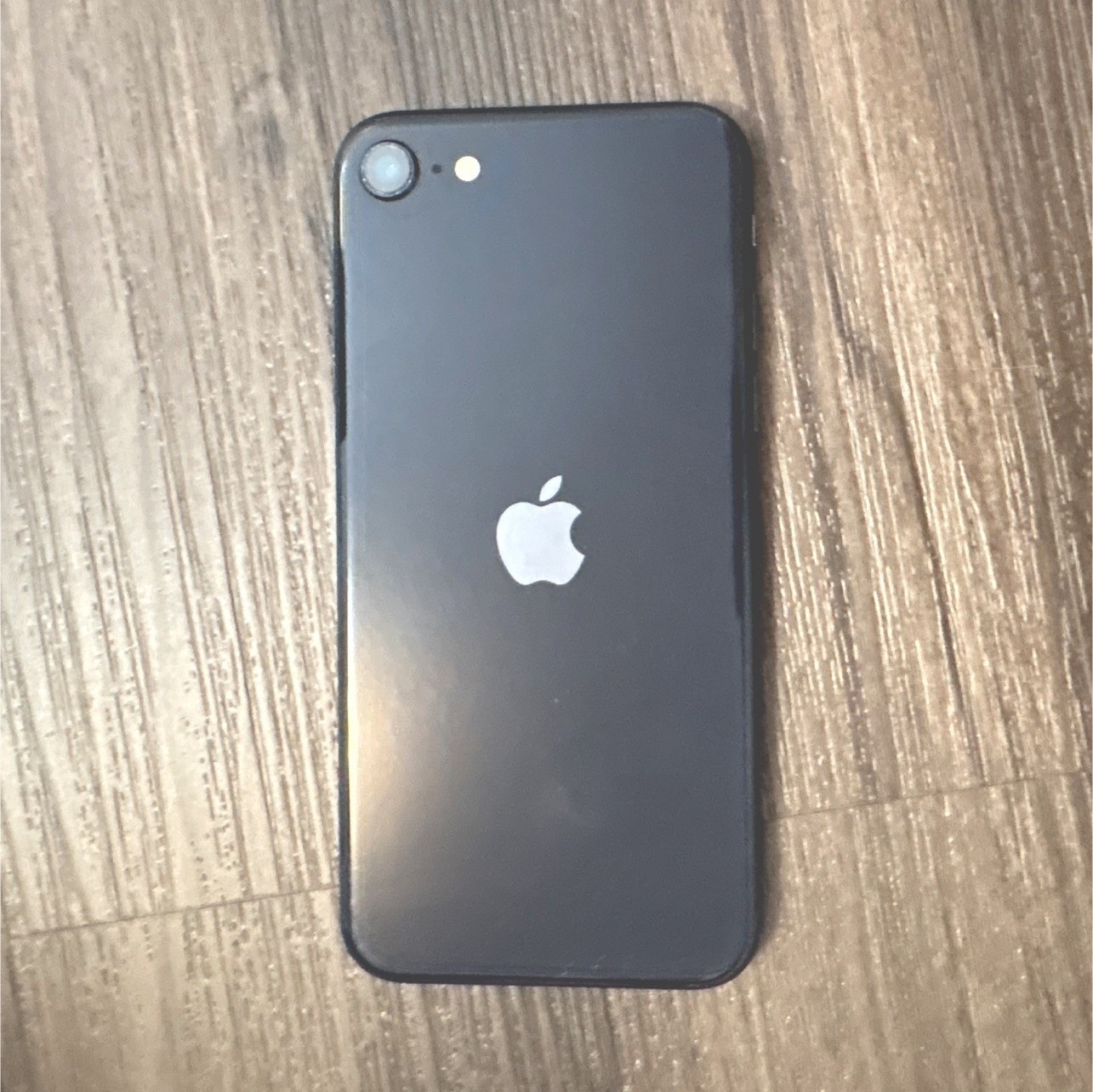 Apple iPhone iOS Smartphone 12MP Camera Resolution Black Slate Style