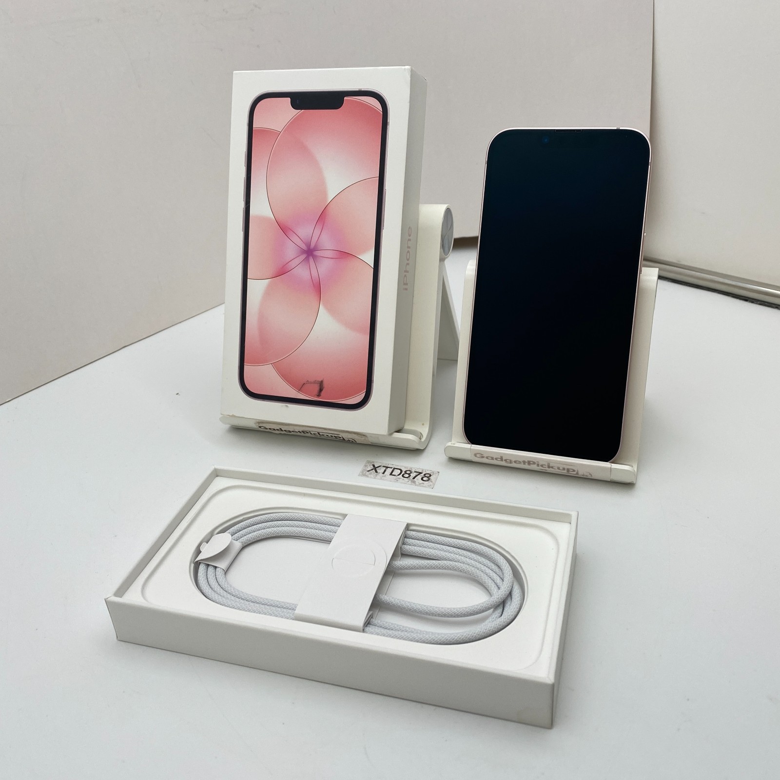 Apple iPhone 17e – 256GB – Soft Pink (AT&T/Cricket ONLY) – Open Box