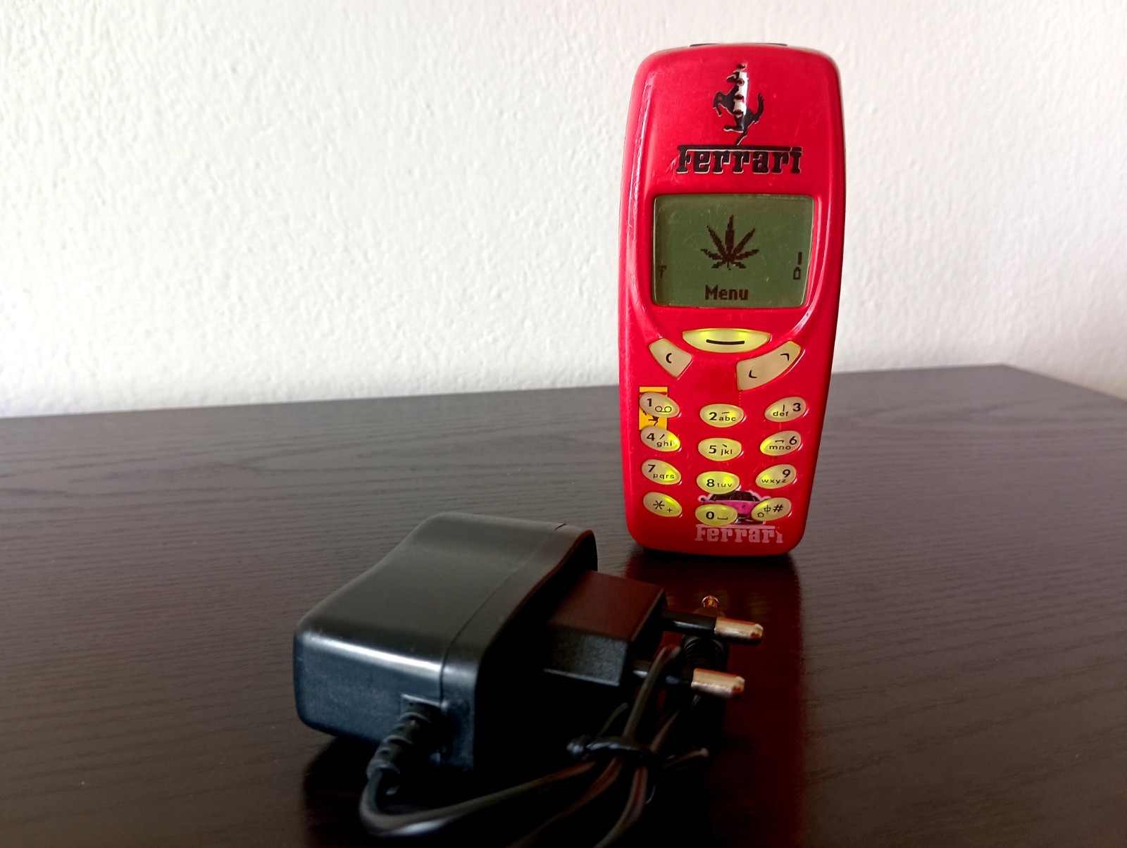Nokia 3310 Ferrari + NEW Battery + Charger [RUSSIAN-BULGARIAN-UKRAINIAN]
