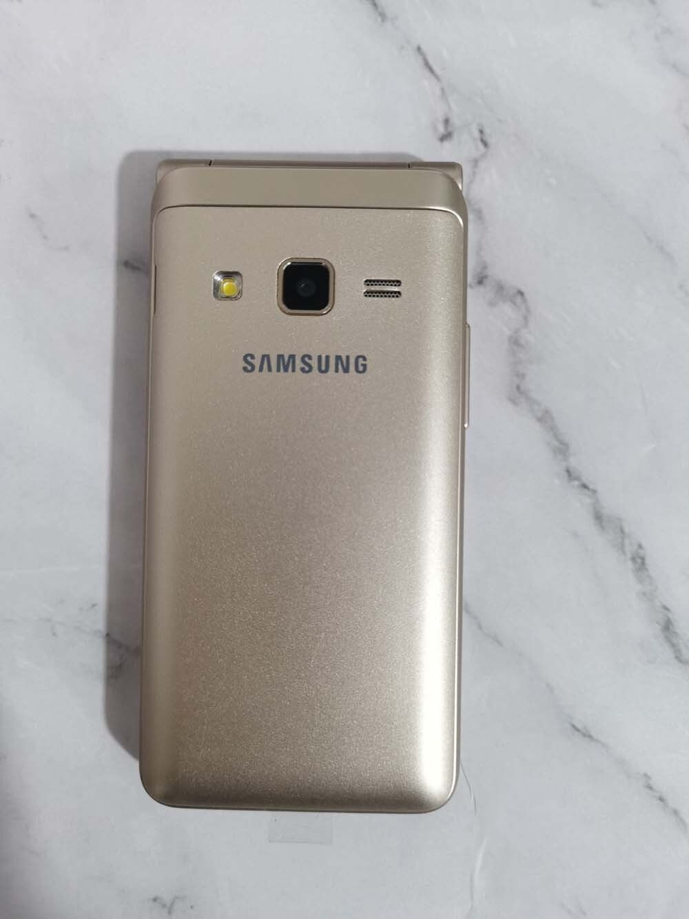 SM-G1600 Samsung Galaxy Folder 16GB Android Factory Unlocked Flip Smartphone