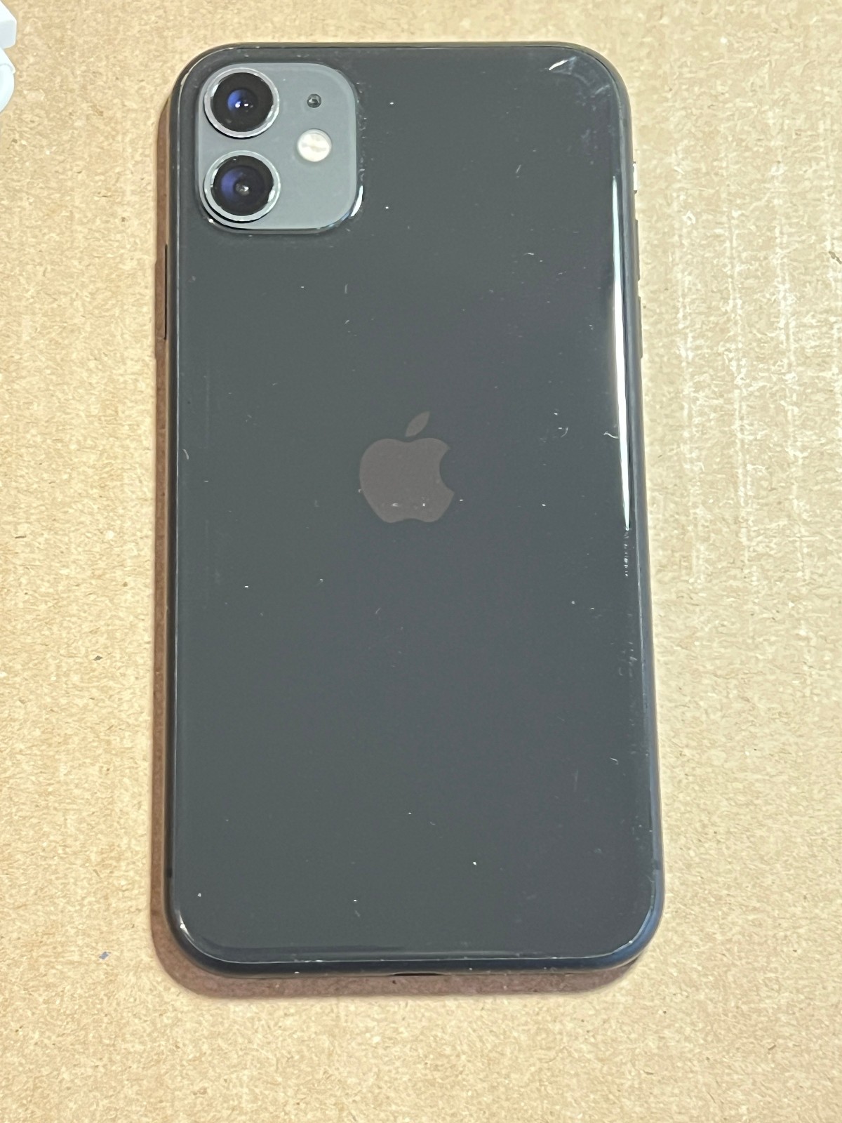 Apple iPhone 11 64GB Black Unlocked A2111 READ