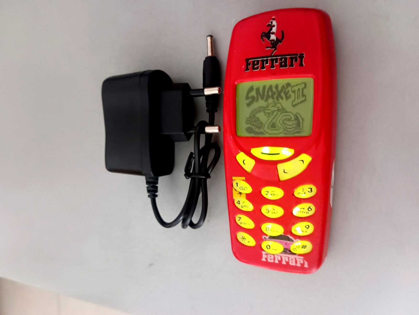 Nokia 3310 Ferrari + NEW Battery + Charger [RUSSIAN-BULGARIAN-UKRAINIAN]