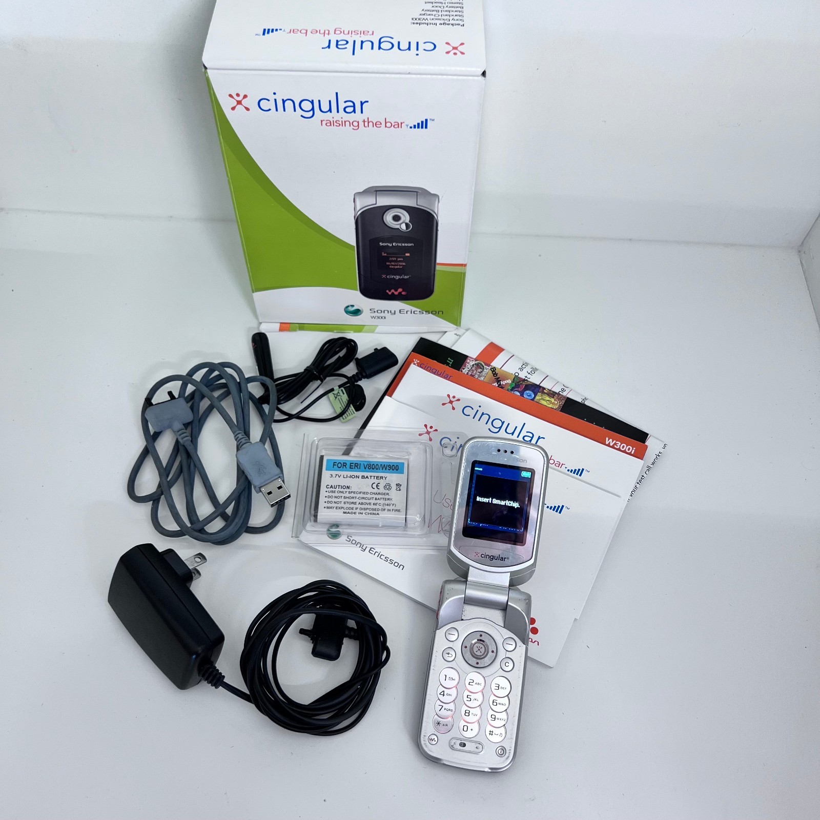 Sony Ericsson Walkman W300i (Cingular Wireless) MP3 Flip Phone Vintage Tested