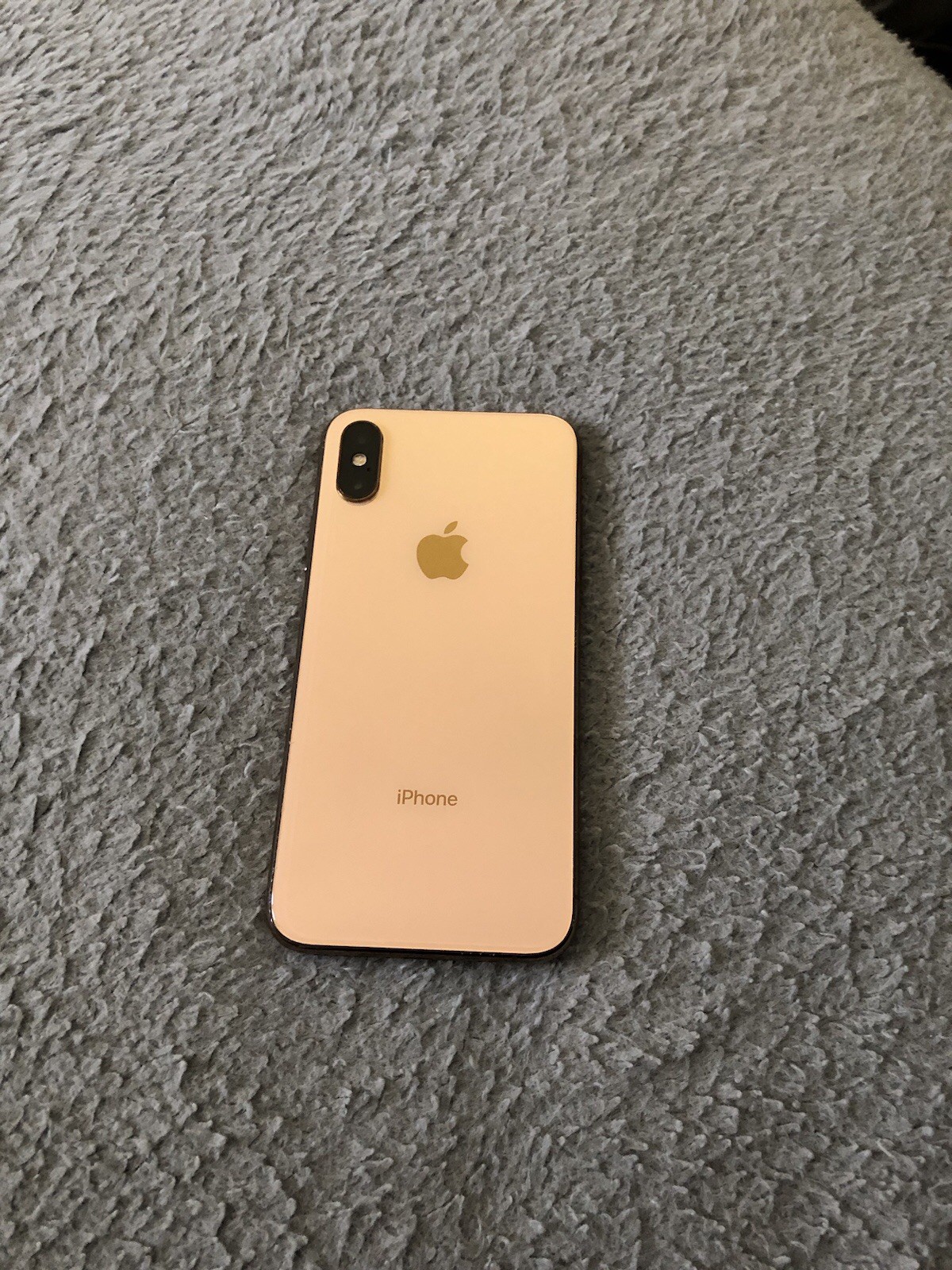 iPhone XS