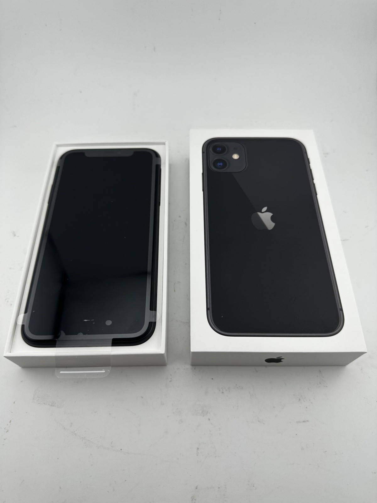 Apple iPhone 11 -64GB – Black (Unlocked) – OPEN BOX – Battery health 100%