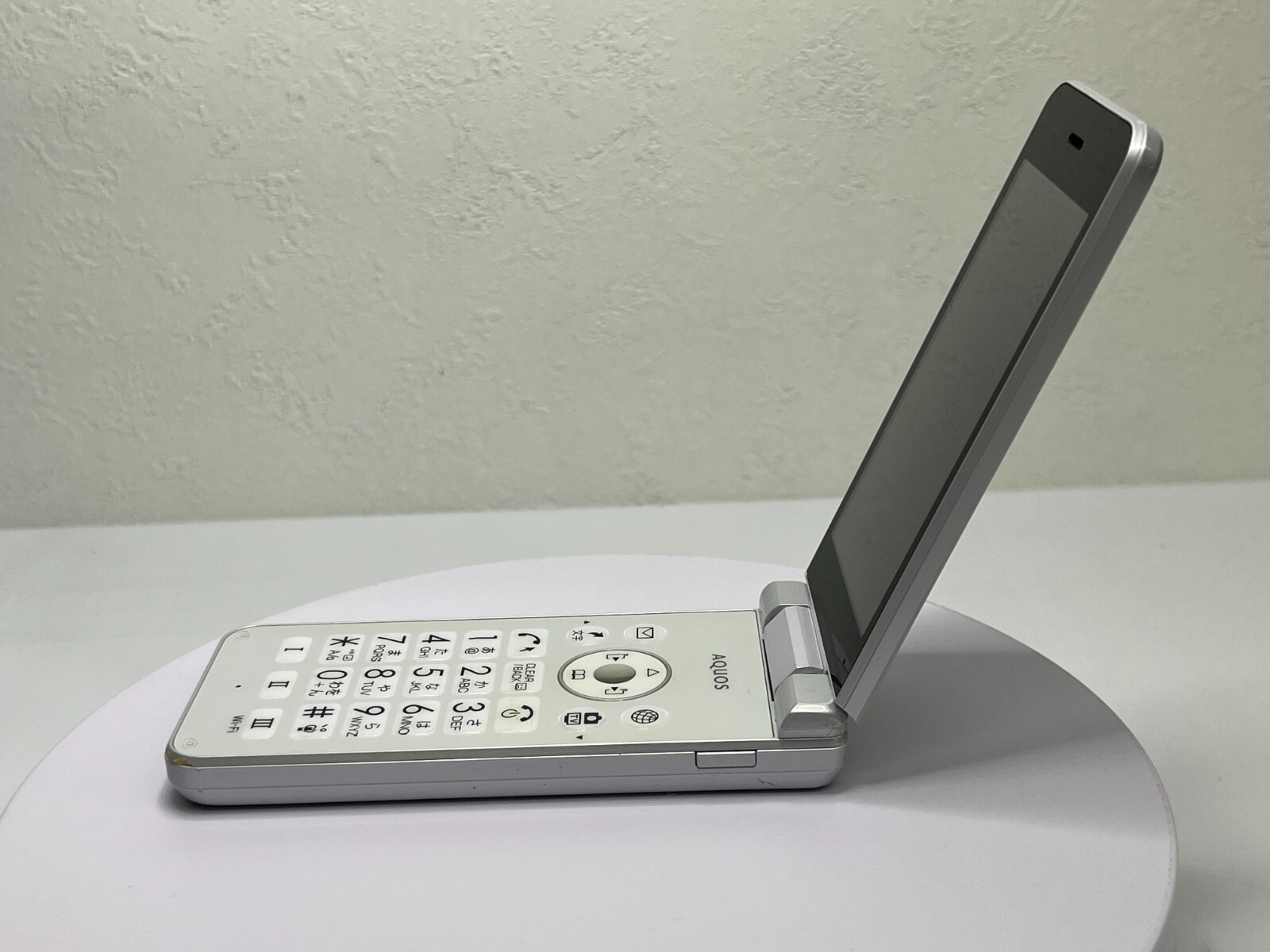 SHARP AQUOS Keitai 2 601SH Softbank White Unlocked SIM Free FLIP PHONE Android