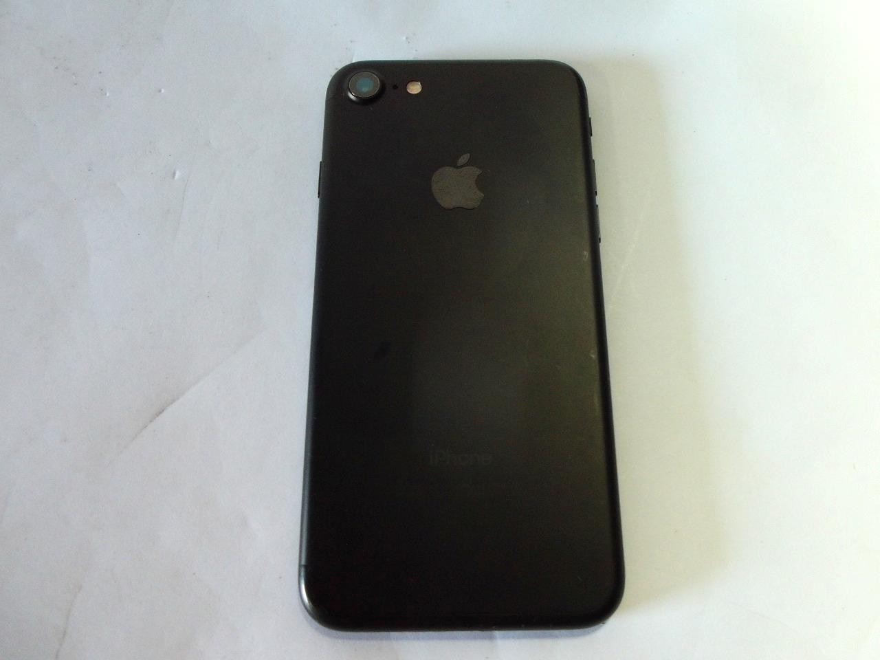 Apple iPhone 7 A1778 32GB (AT&T) Black Touchscreen Smartphone