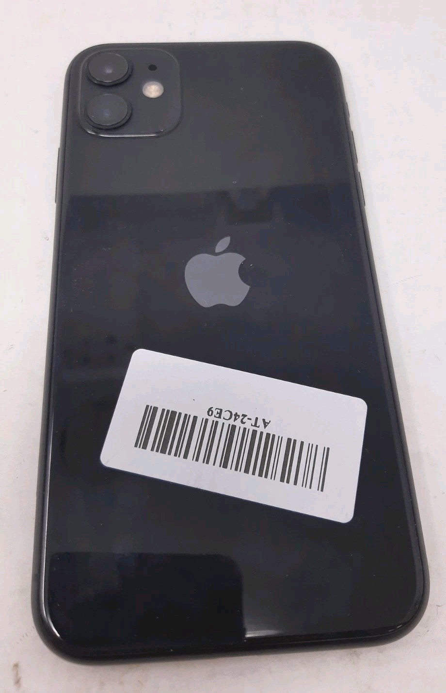 Apple iPhone 11 – 128GB BLACK – Factory Unlocked –