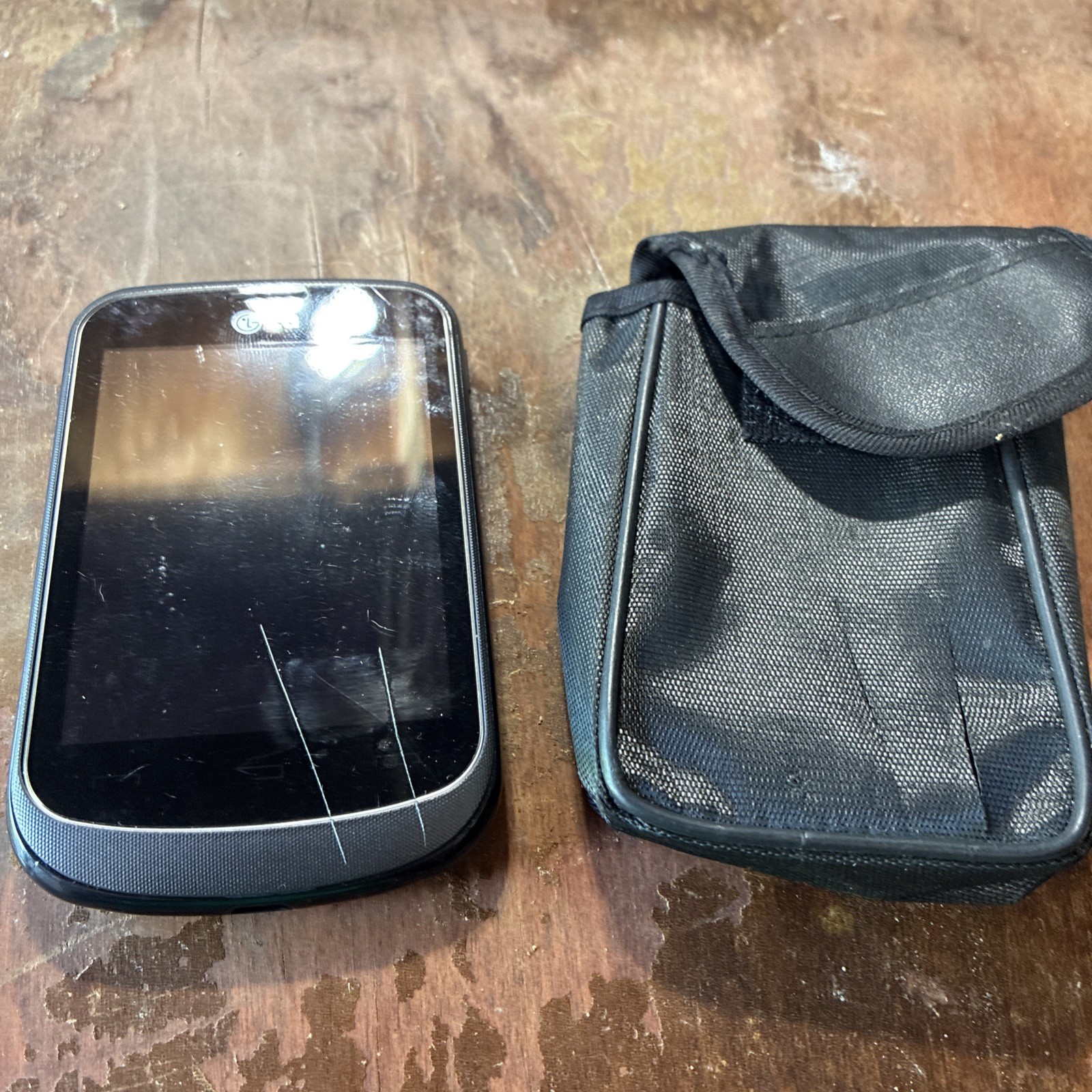 LG 306G Black Bar Cell Phone 2.0MP Camera Bluetooth, PARTS ONLY