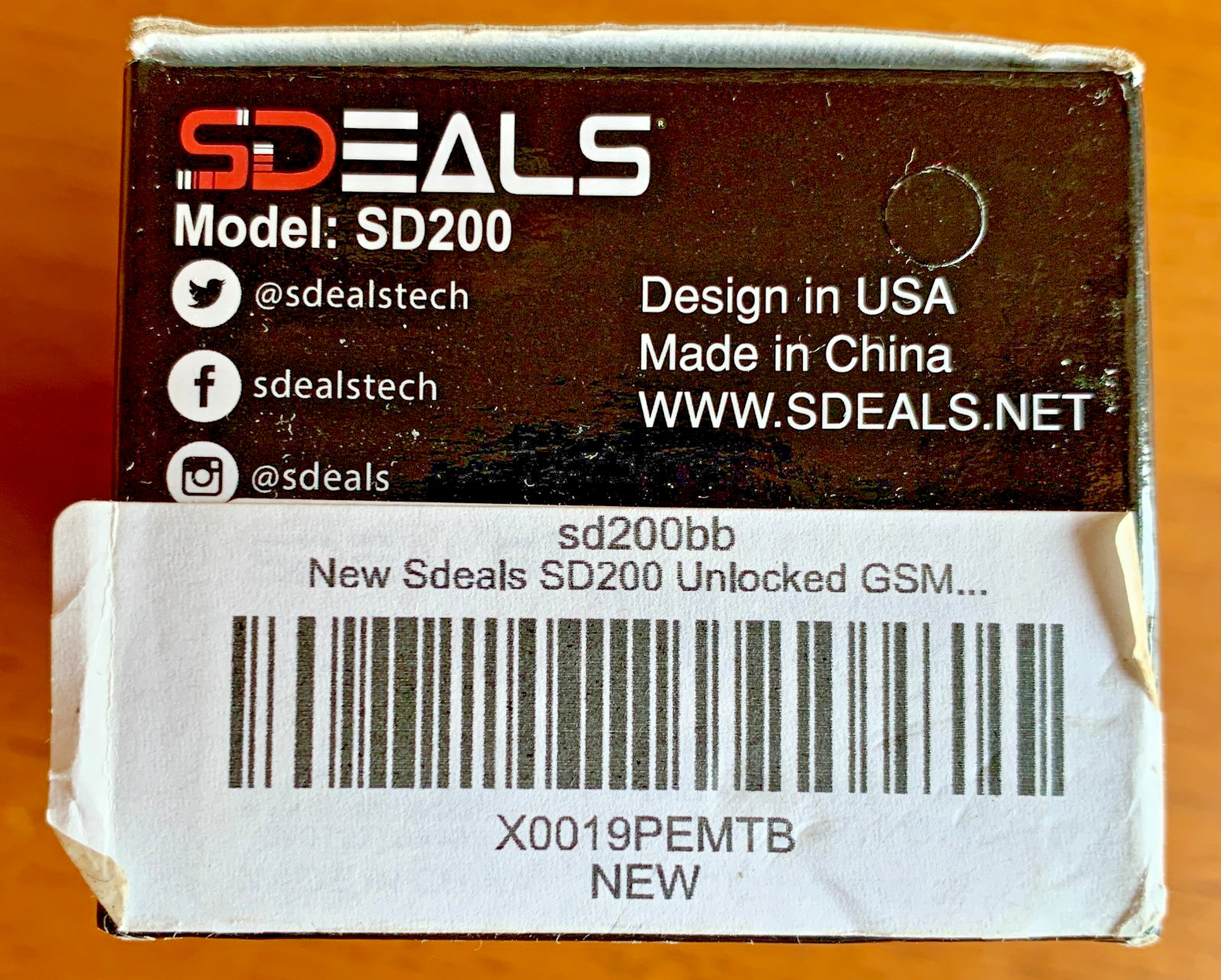 SDEALS SD200 – Unlocked 32 MB Rare Cellphone Dual SIM FM Radio NEW