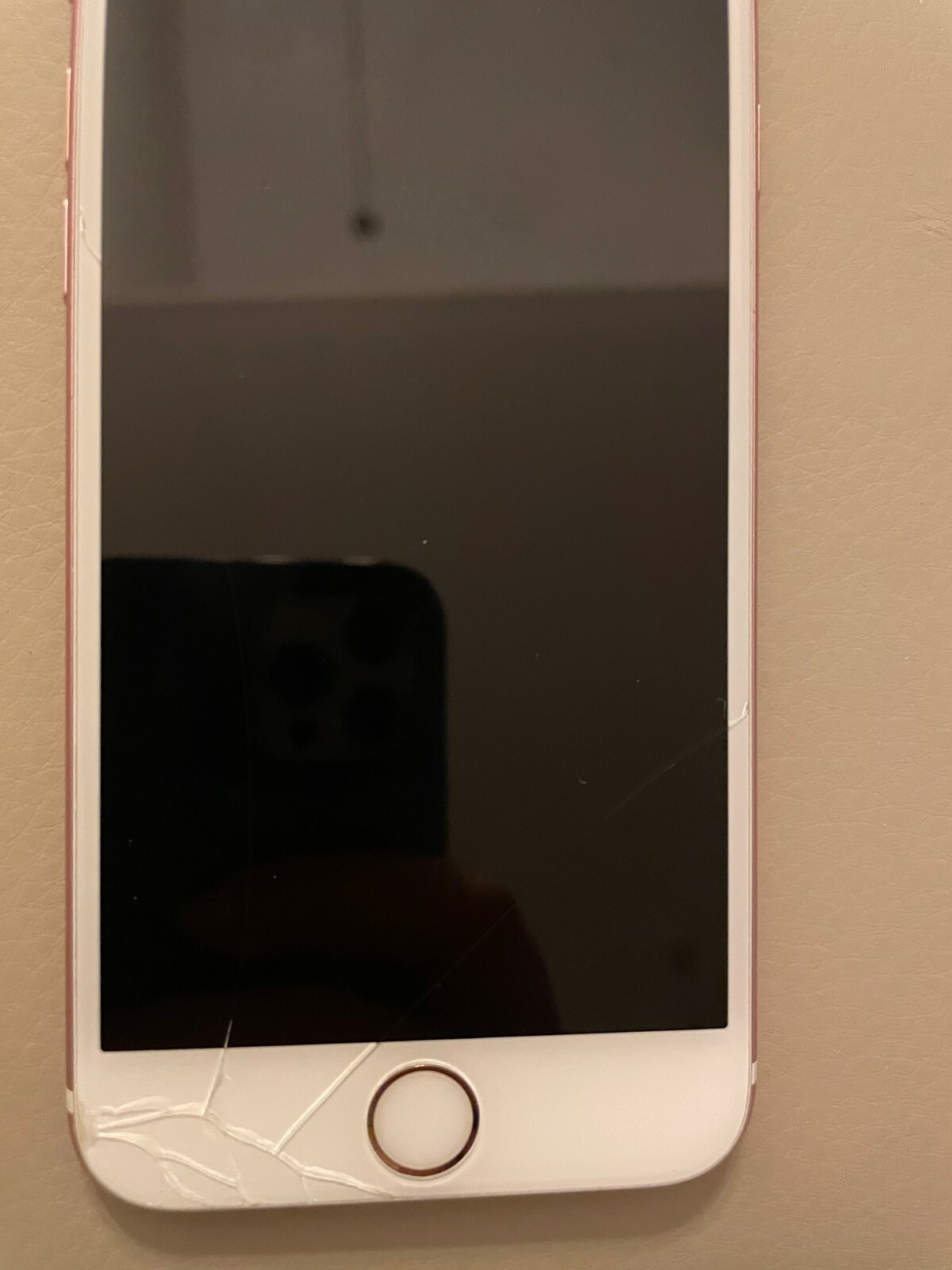 APPLE iPhone 6S Rose Gold 64GB VERIZON (See All Photo of Screen) SELLING AS IS