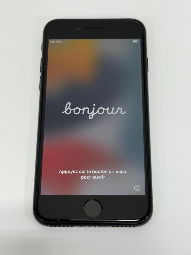 Apple iPhone 7 32GB A1660 Black (Unlocked)
