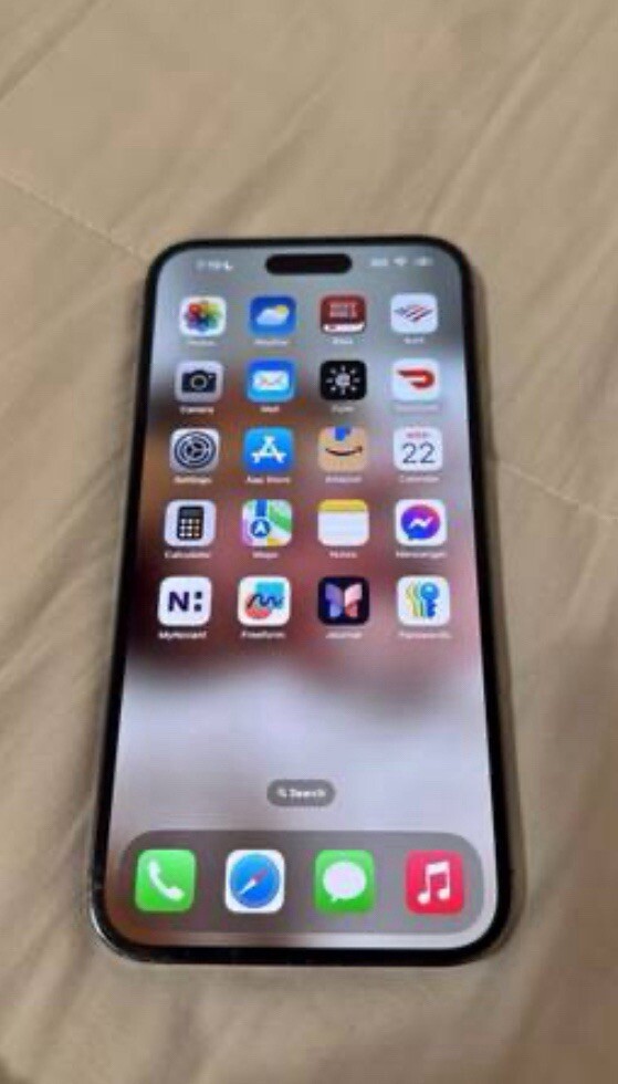 iPhone 14 Pro max Deep Purple With TikTok And Lemon8