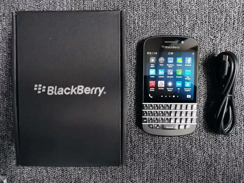 BlackBerry Q10 8MP 4G 16GB LTE 3.1″ Keyboard Unlocked Smartphone 1year warranty