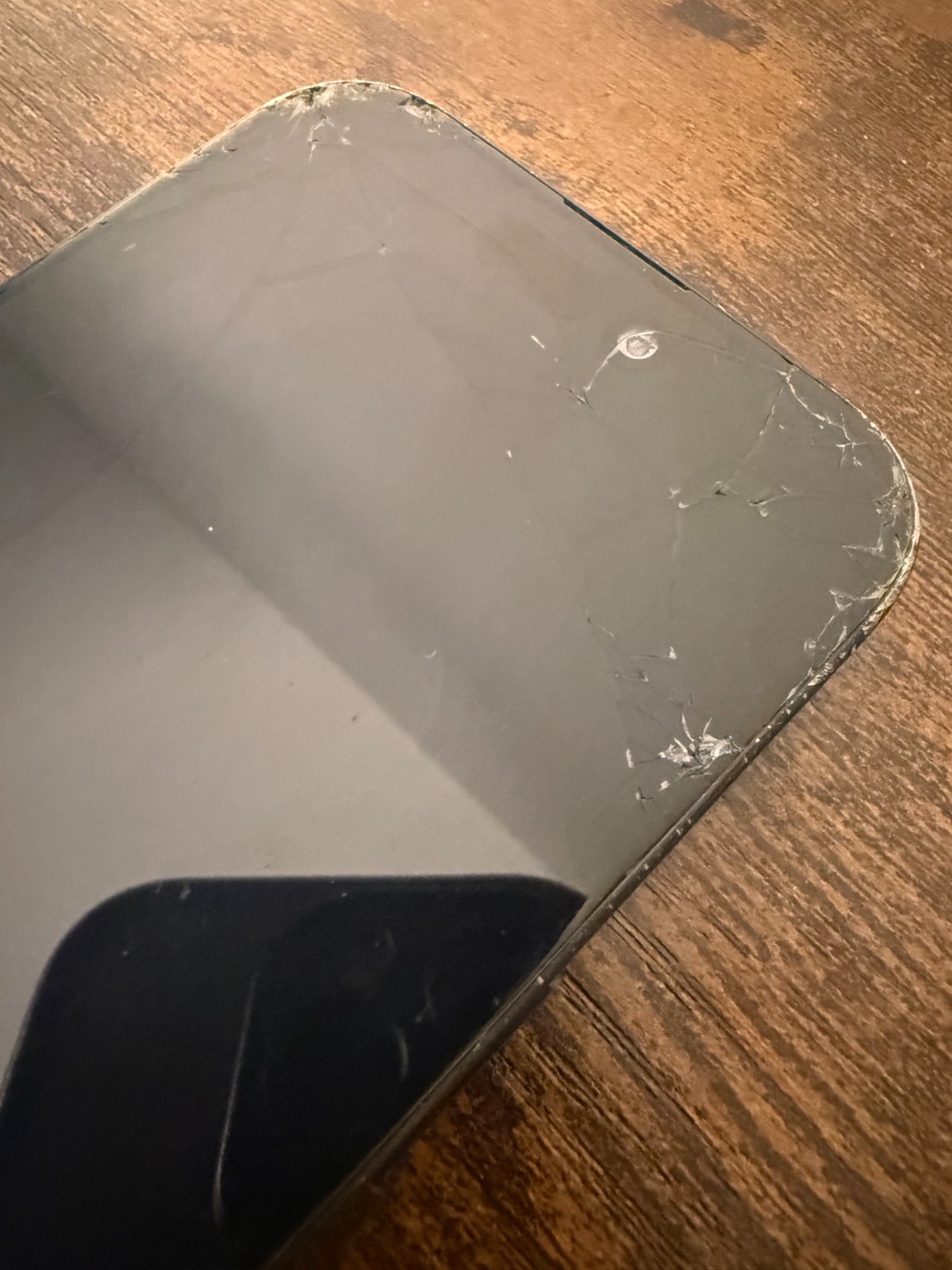 Apple iPhone 16 Pro – 128 GB – Black Titanium (Unlocked) – Poor Condition