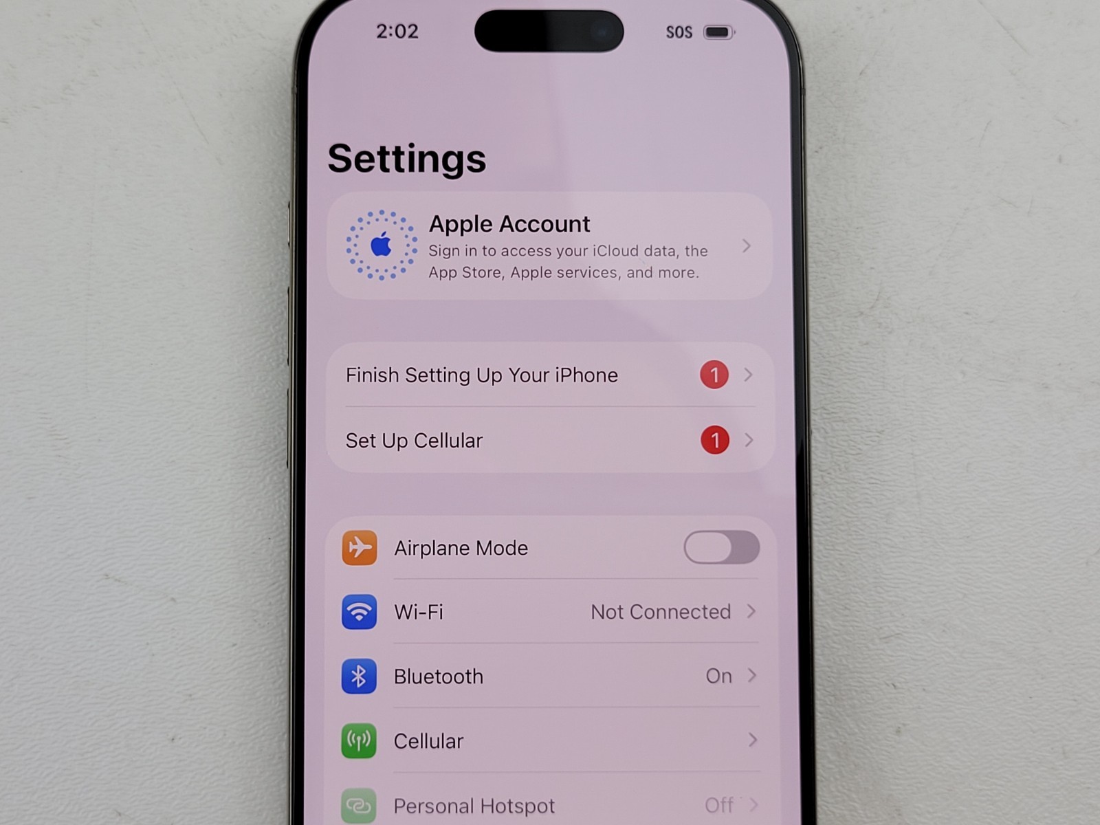 Apple iPhone 16 Pro (A3083) 128GB – Natural Titanium (Unlocked) – *DISPLAY SPOT*