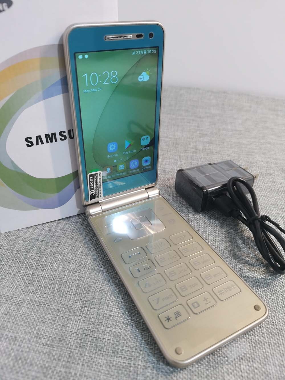 Samsung Galaxy Folder G1600 Dual SIM Unlocked 4G 16GB Android Flip SmartPhone