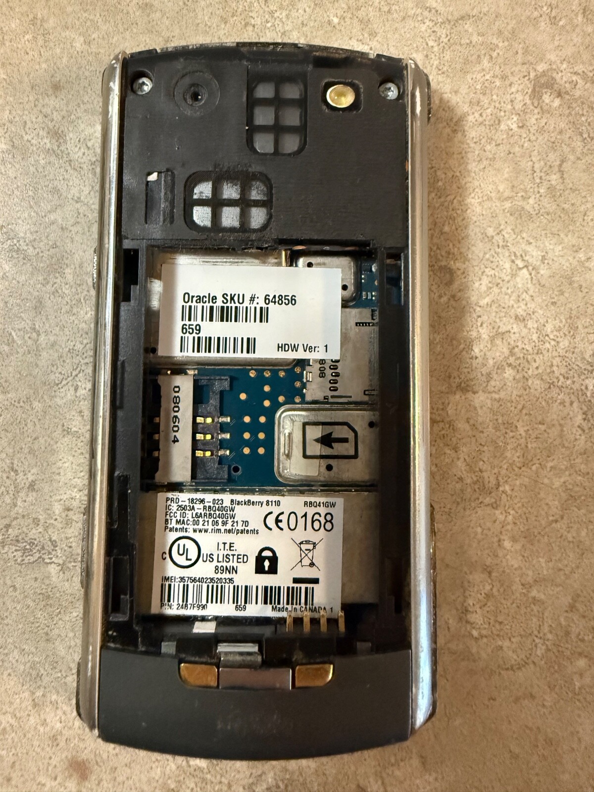 Blackberry Pearl 8110 – 64 MB – Titanium (AT&T)