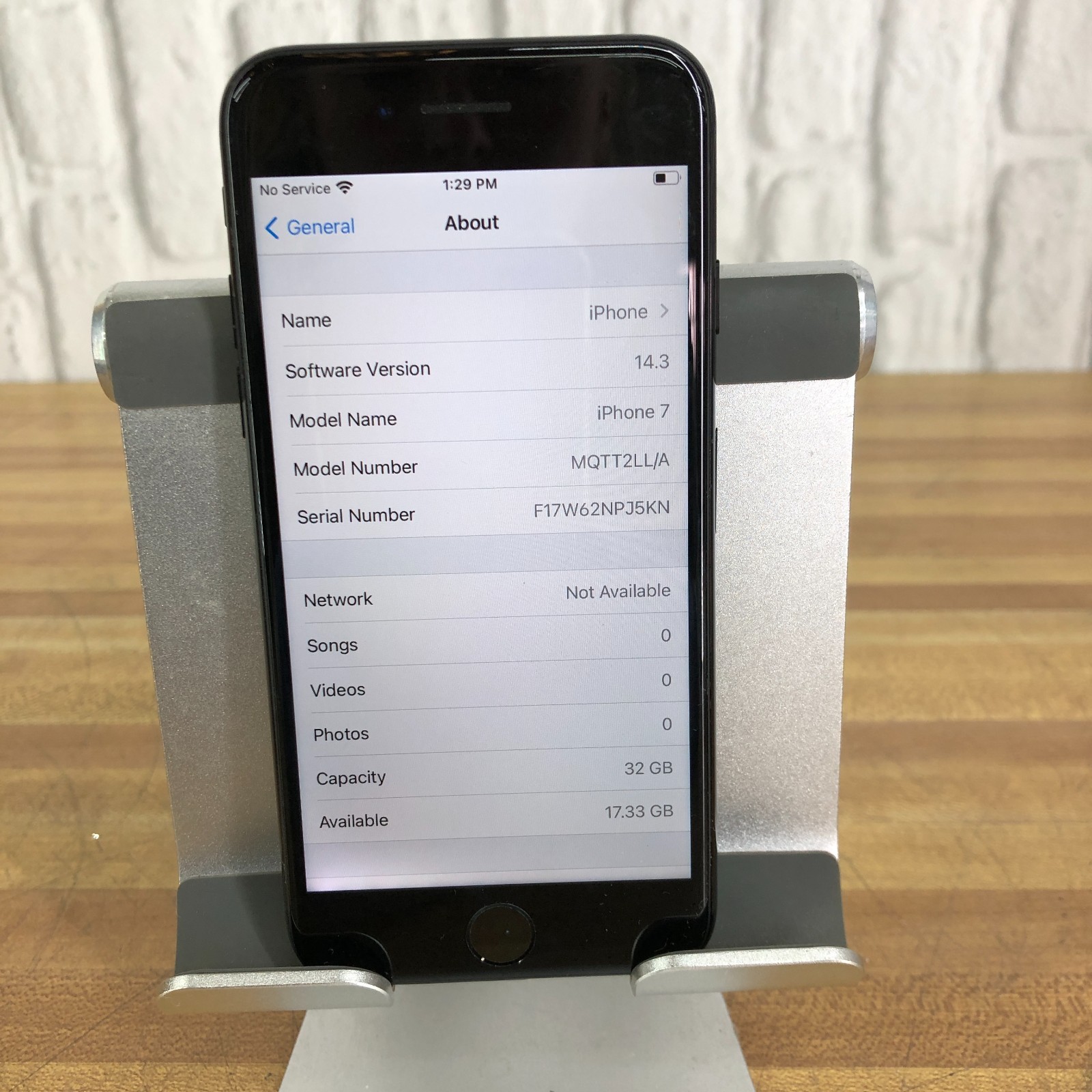 Apple iPhone 7 Black 4.7″ 32GB MNAC2LL/A Factory Unlocked 85% Battery Health