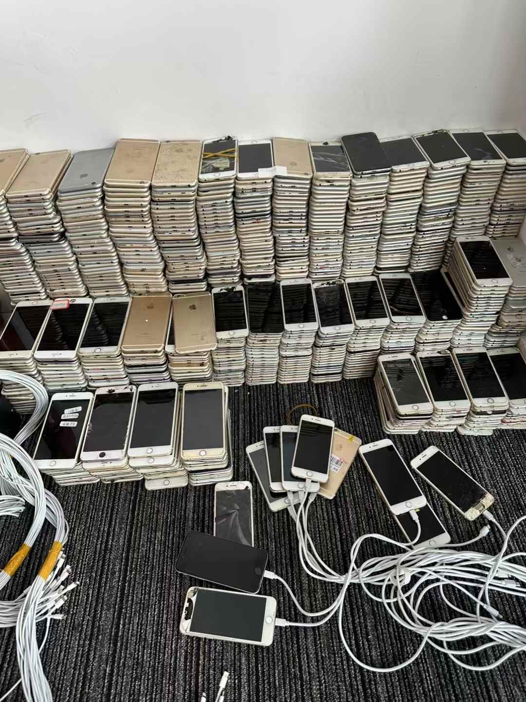 100% working Apple iPhone 6 6S 6 PLUS 6S PLUS 16GB/32GB/64GB (Unlocked) phone