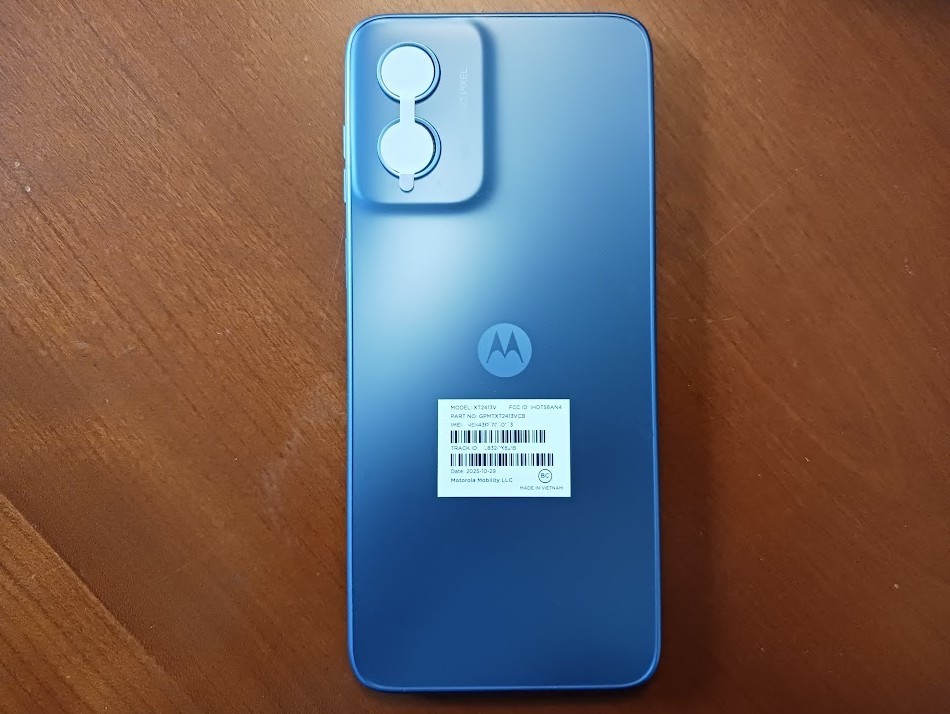 Motorola Moto G Play (2024) XT2413V 64GB Blue TracFone with EXTRAS