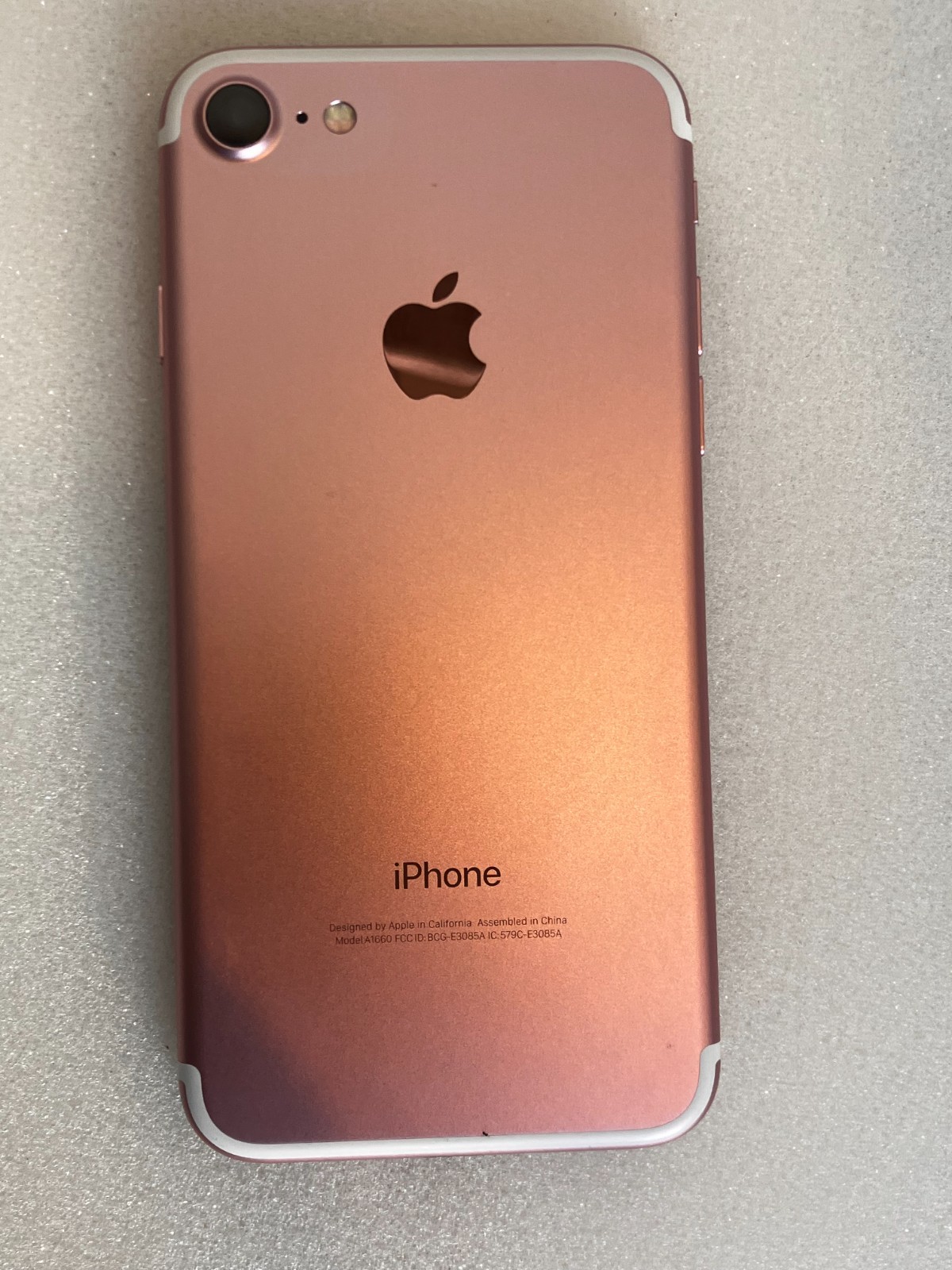 Apple iPhone 7 32GB Pink Factory Unlocked A1660 Smartphone