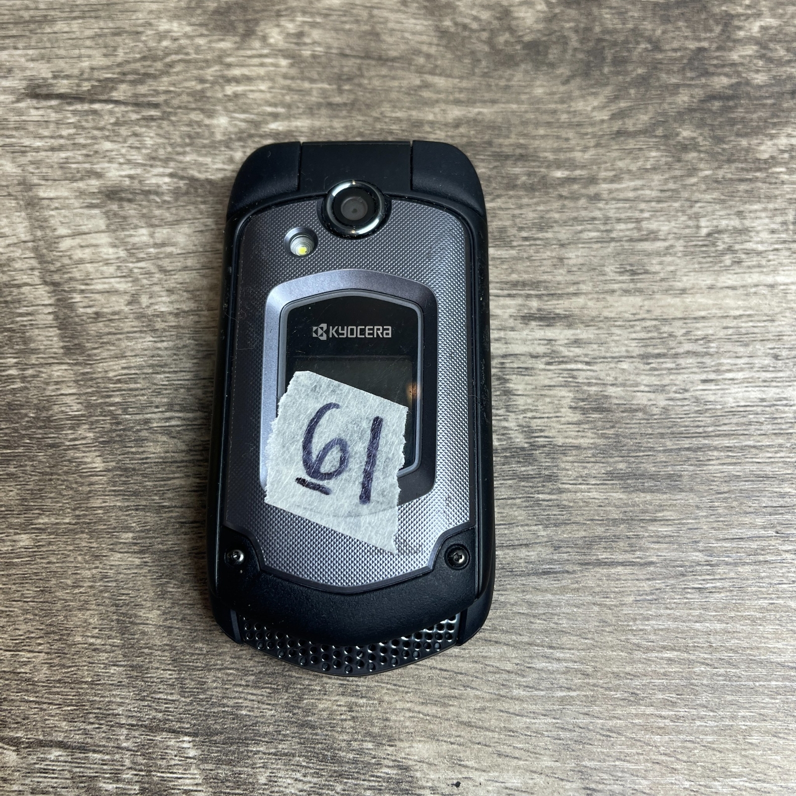 Kyocera Duraxtp E4281 2.6″ TFT LCD Bluetooth (Sprint) Cellular Flip Cell Phone