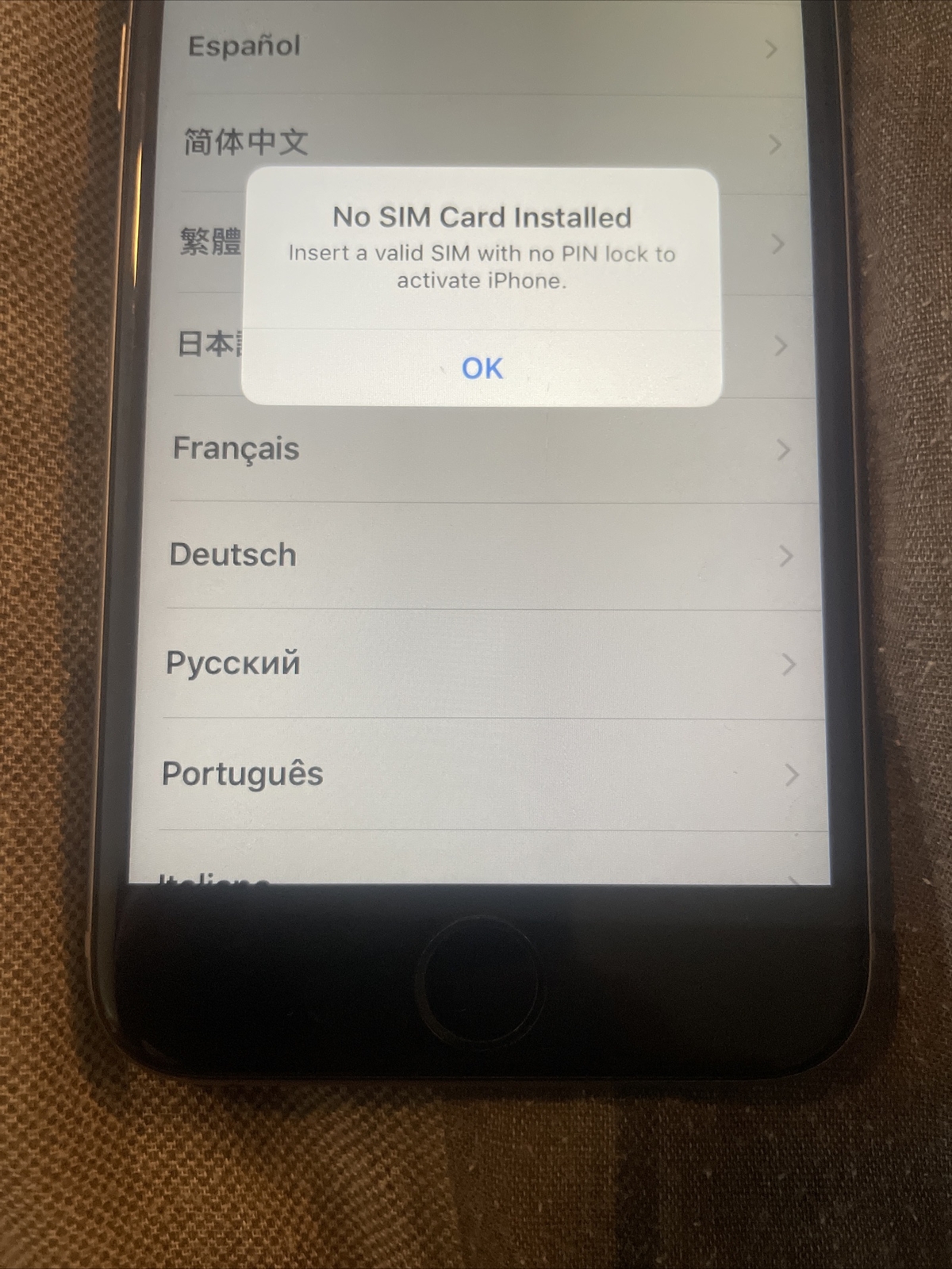 Apple iPhone 6s – 64GB – Space Gray A1688 (CDMA GSM)