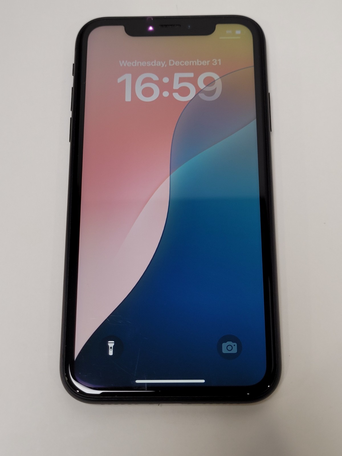 Apple iPhone XR – 64GB – Black – T-Mobile/Spri – MT472 LL/A – iPhone11,8 (A1984)