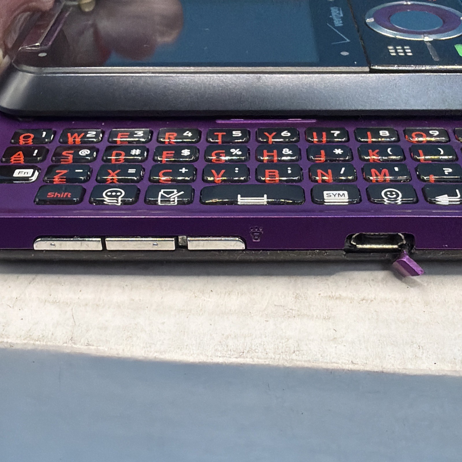 Motorola Rival A455 – Purple and Black ( Verizon ) Very Rare Slider Phone – READ