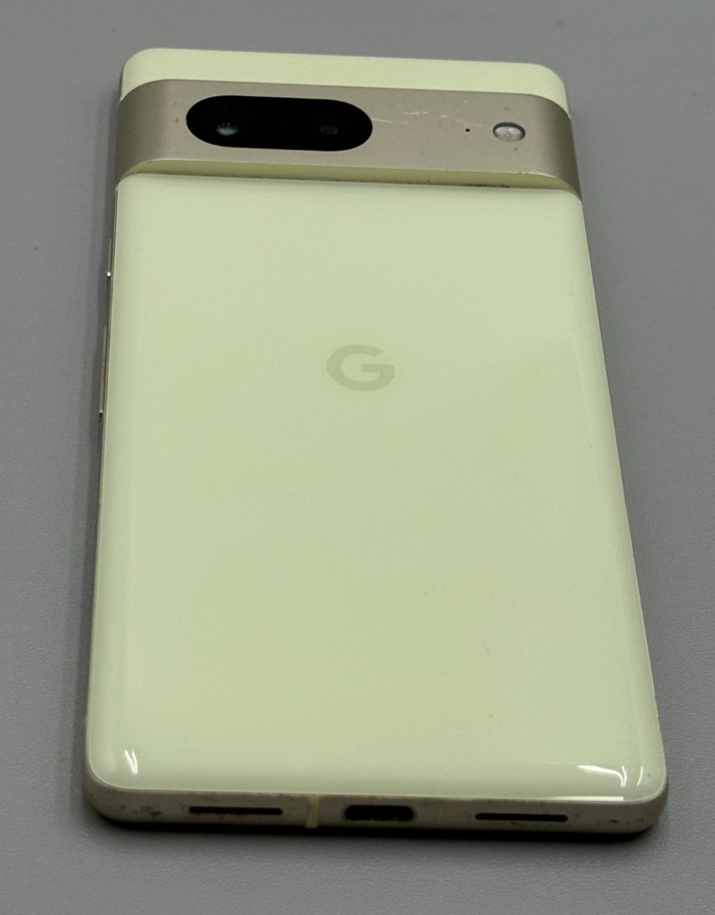 Google Pixel 7 Dual GVU6C 128GB T-Mobile ONLY Lemongrass Android Smartphone Fair