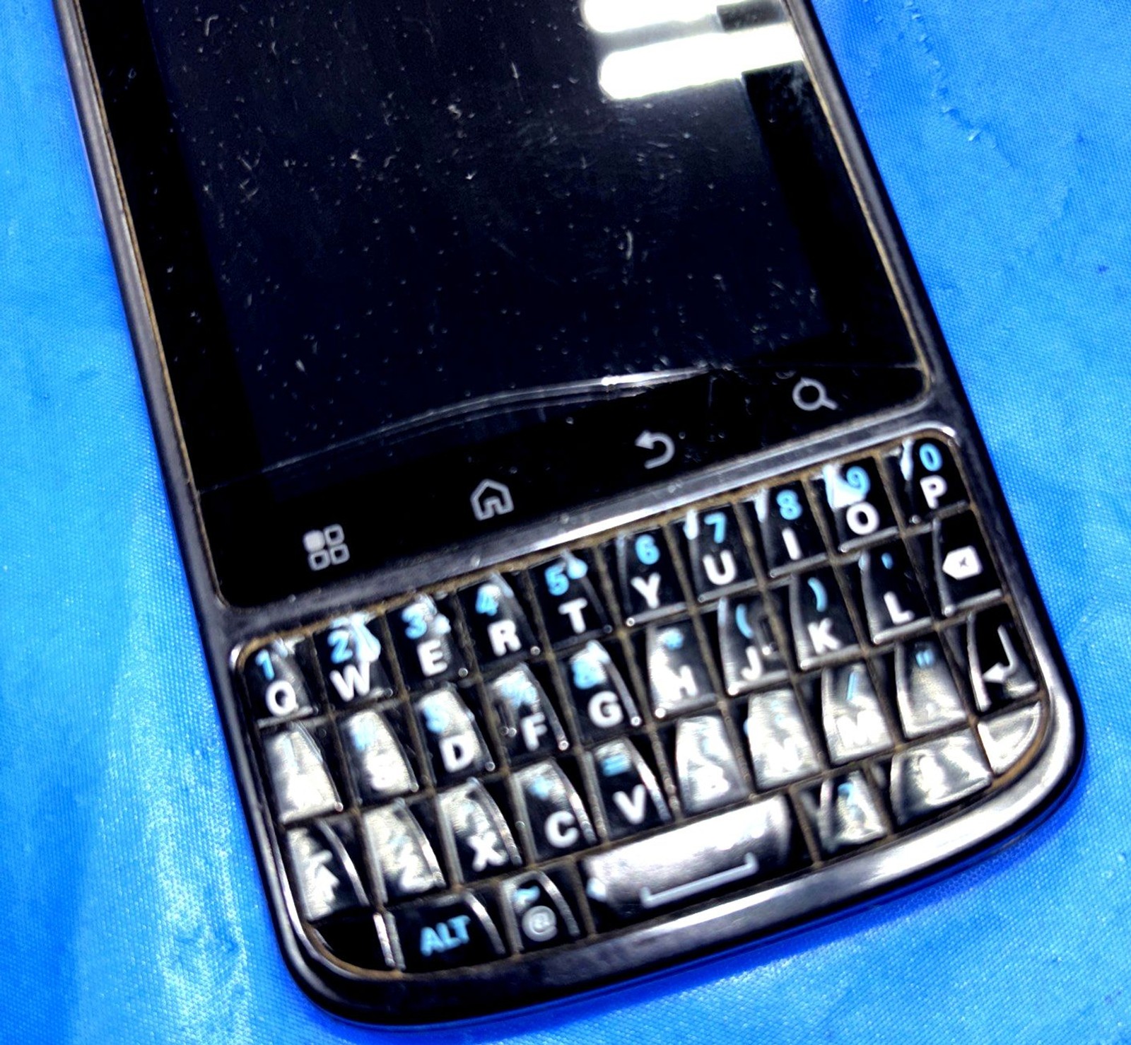 Motorola Droid Pro XT610 Smart Phone With Verizon Sim Card – READ