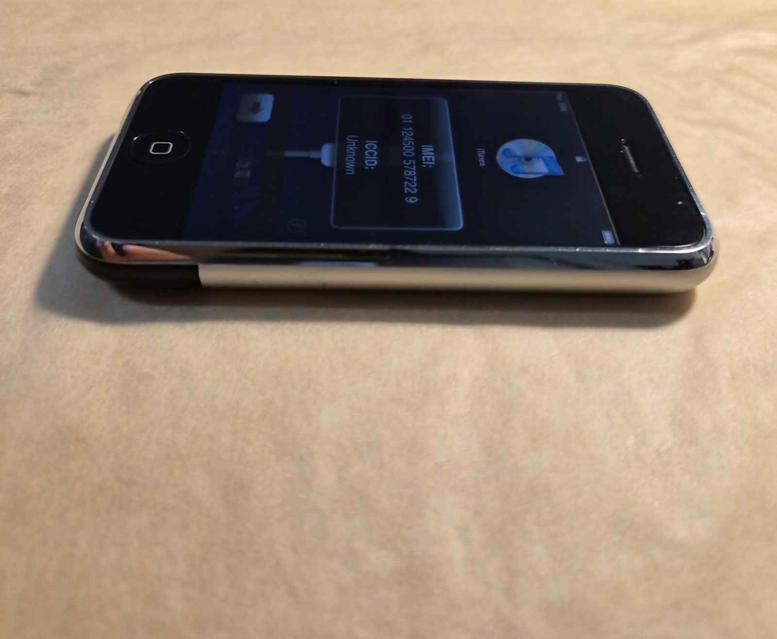 Original Apple iPhone 1st Gen 2G (2007) 8GB Black (AT&T) MA712LL A1203