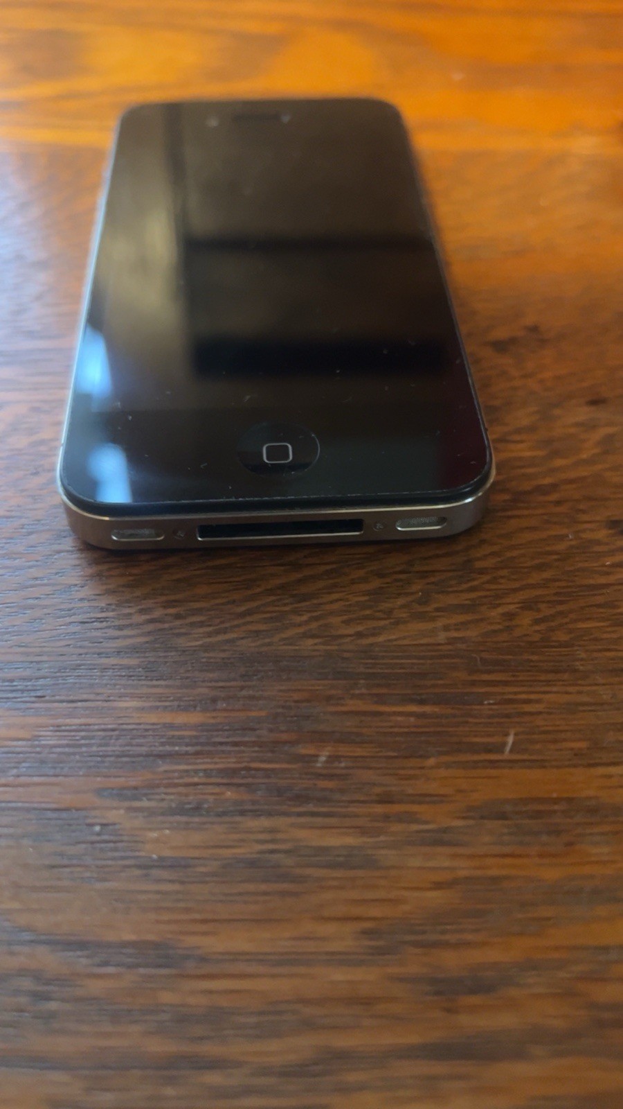 Apple iPhone 4 Black 8GB A1332 Locked No passcode