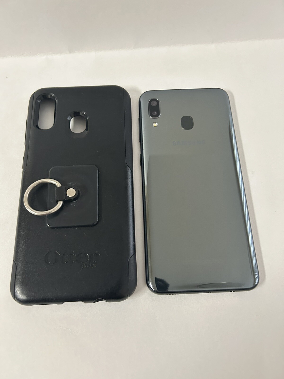 Samsung Galaxy ,SM-A205U 6.4″ 32GB 3GB RAM SM-A205UT For Parts Or Not Working.
