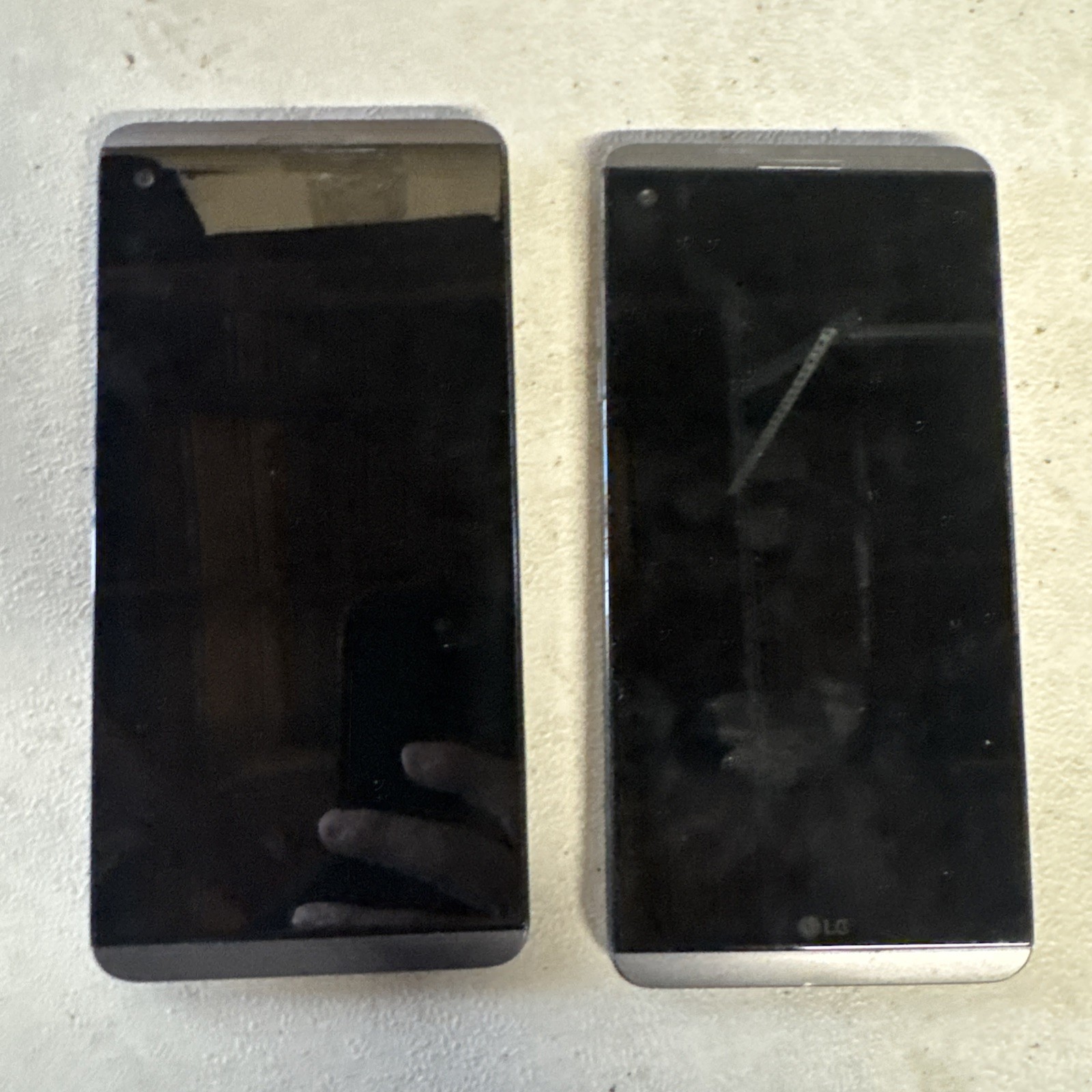 LG V20 VS995 4G LTE 64GB Locked For Parts Only